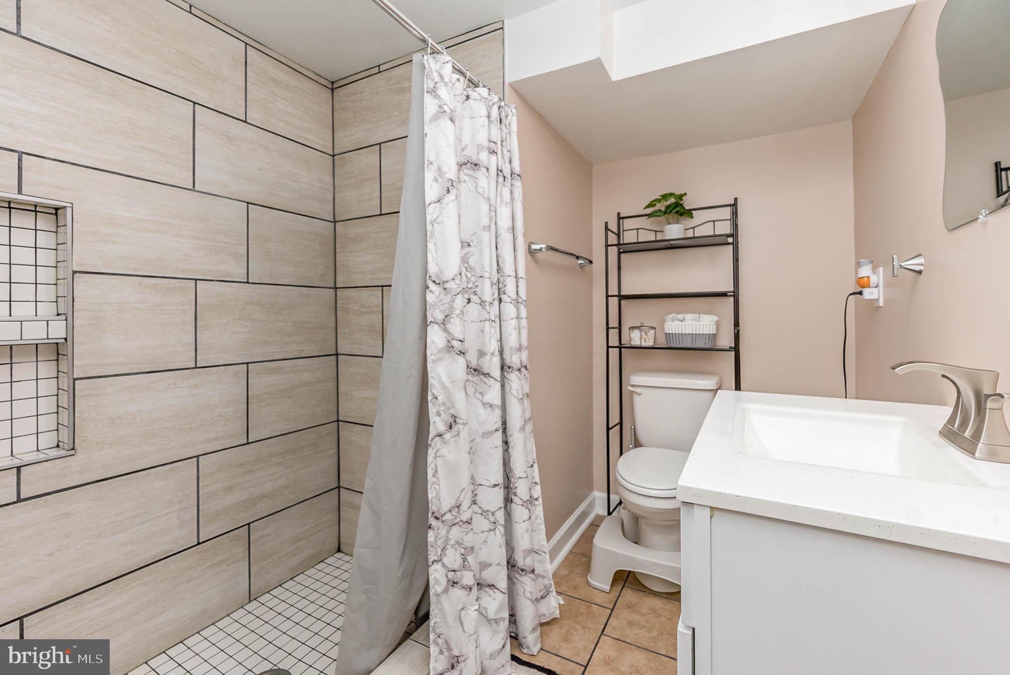 NORTH POINT VILLAGE - Residential