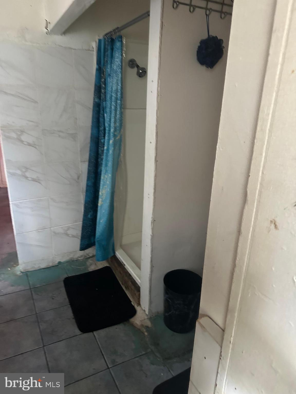 KENSINGTON - Residential