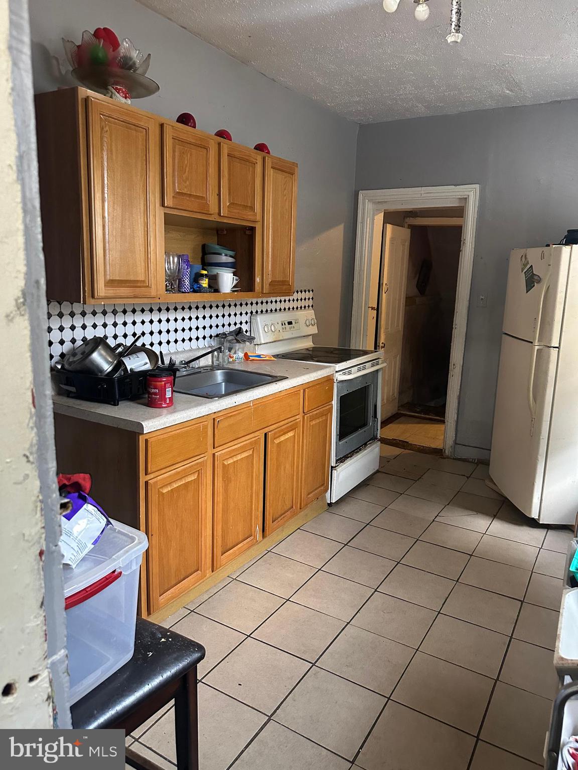 KENSINGTON - Residential