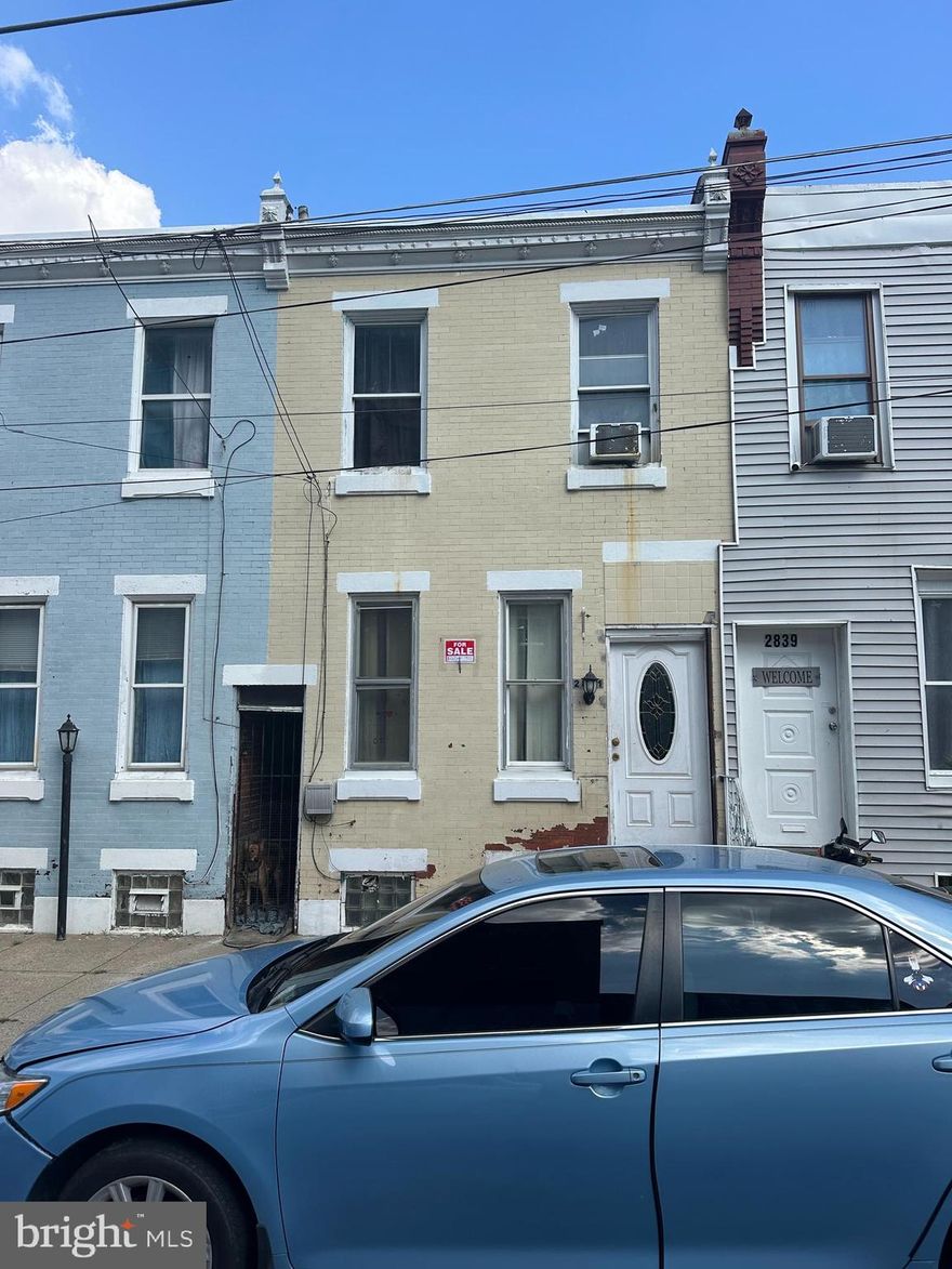 840 Sq Ft Row Home - 3 Bedrooms -1,064 sq ft lot size. Turn key row home in Kensington - rented for $1,100 per month (month-to-month tenant). Situated in a good spot not far off of Kensington & Somerset St. Rapidly developing area. Taxes are cheap, good buy & hold property, cash flowing.  Schedule your appointment today!