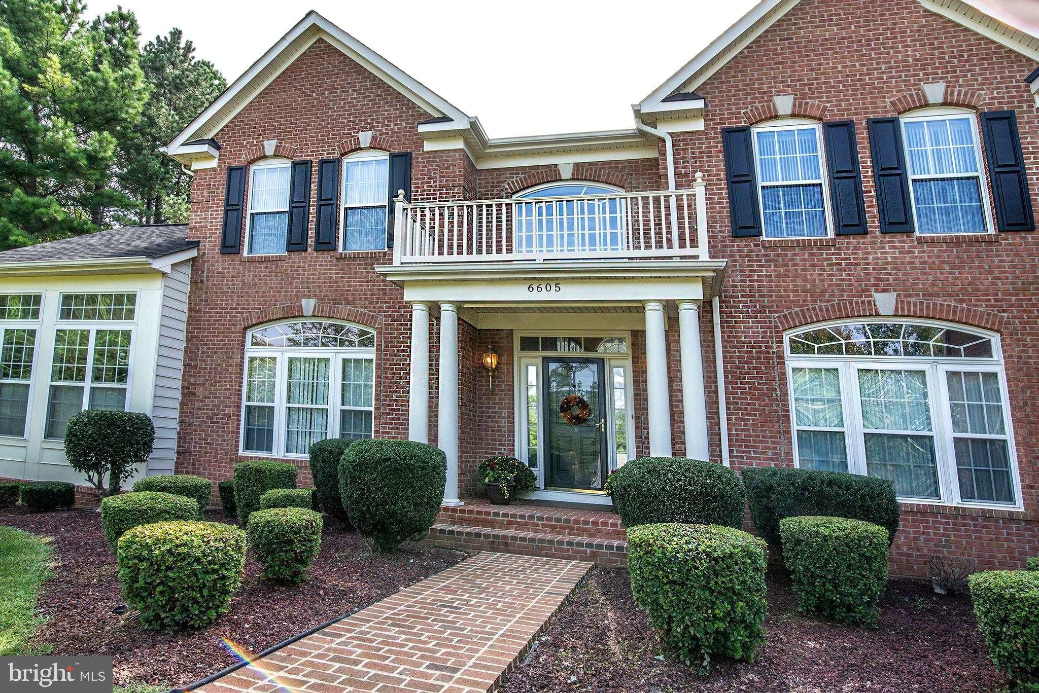 LAURENWOOD ESTATES - Residential