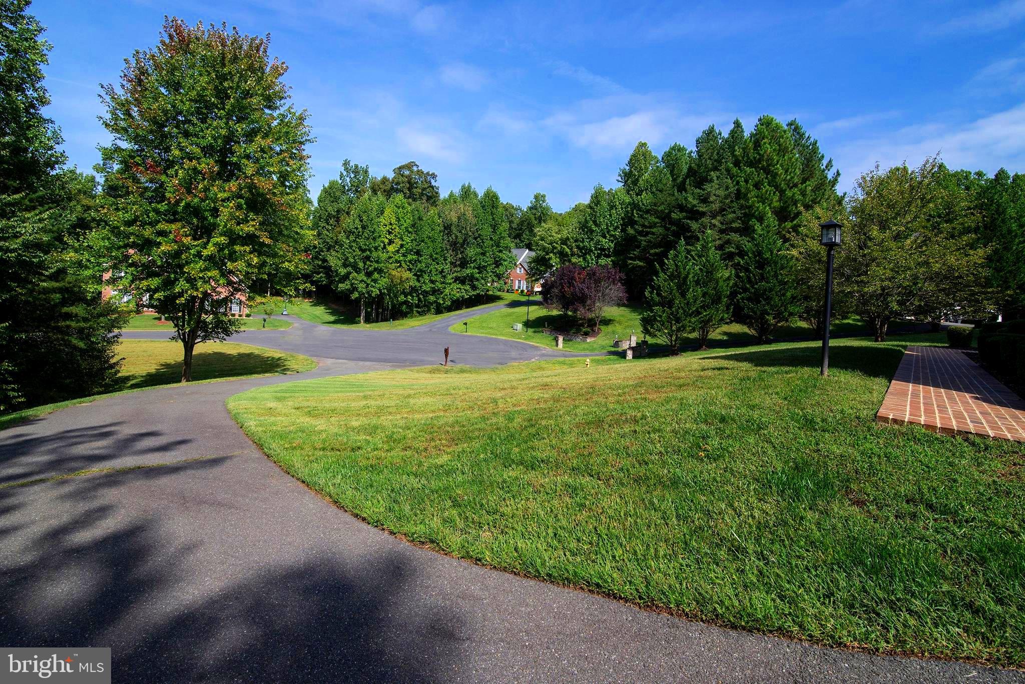 LAURENWOOD ESTATES - Residential