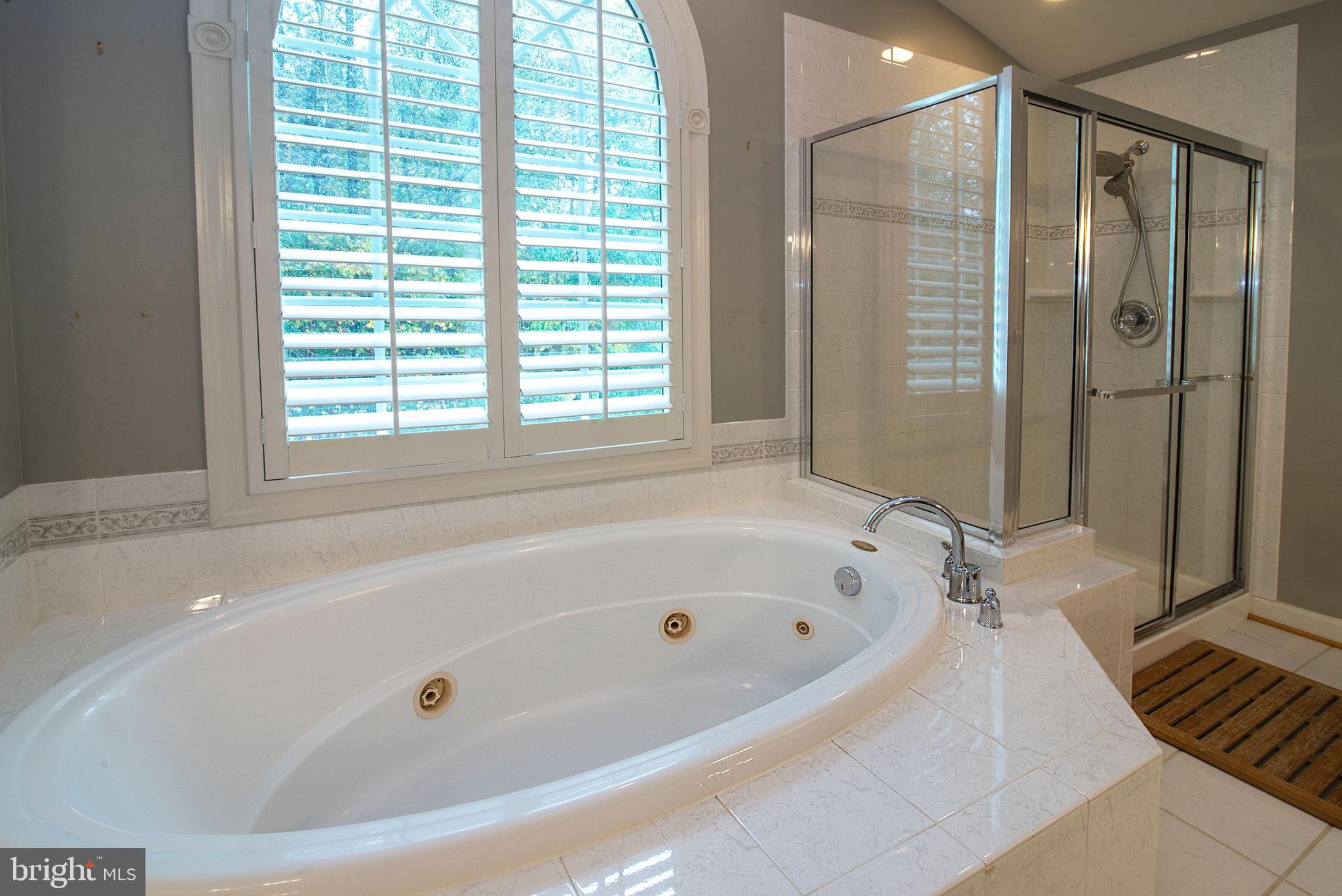 LAURENWOOD ESTATES - Residential