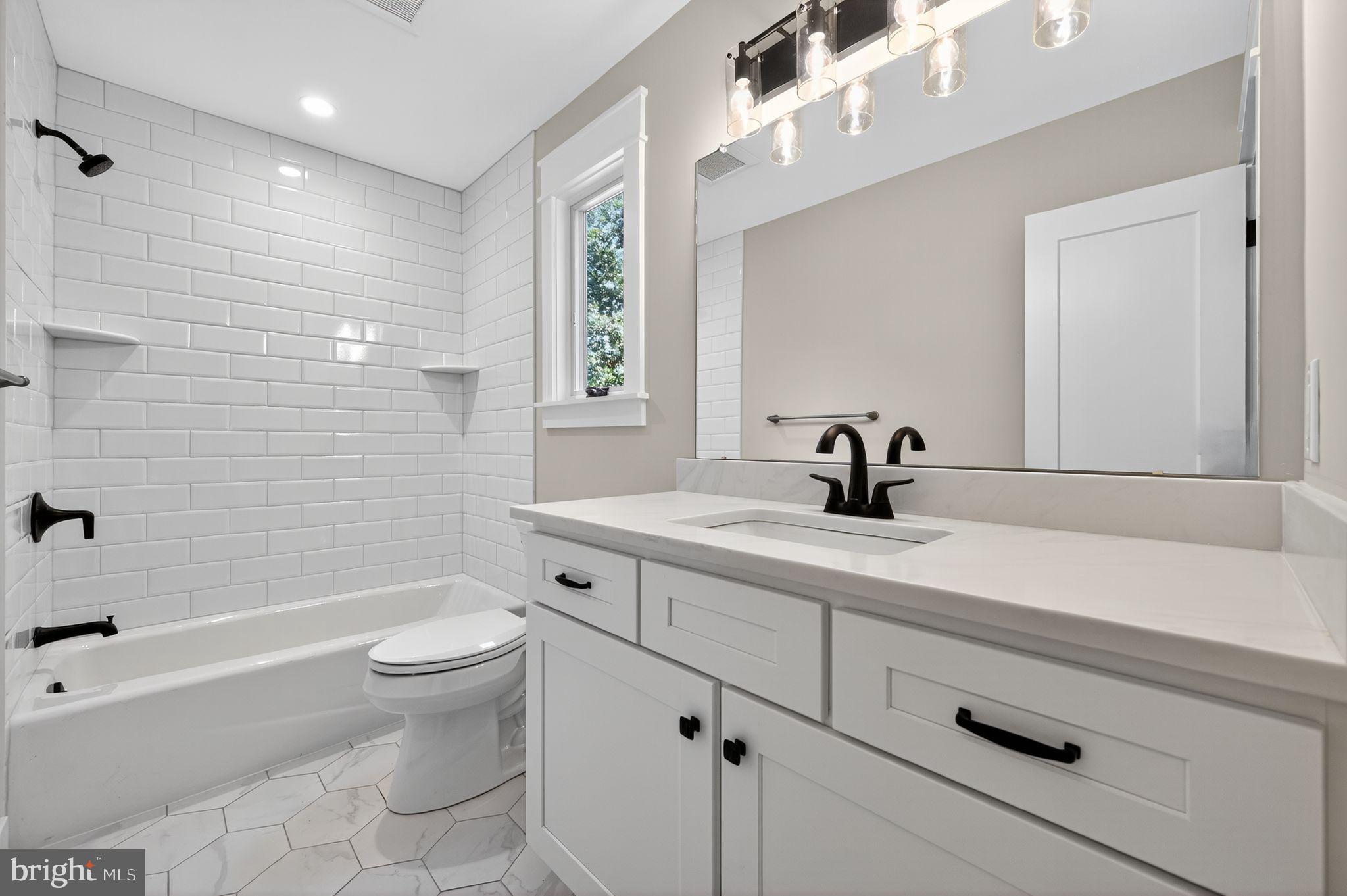 TOWER HILL WOODS - Residential