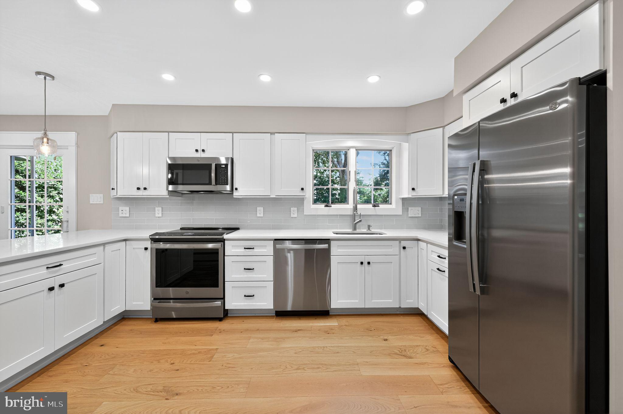 TOWER HILL WOODS - Residential