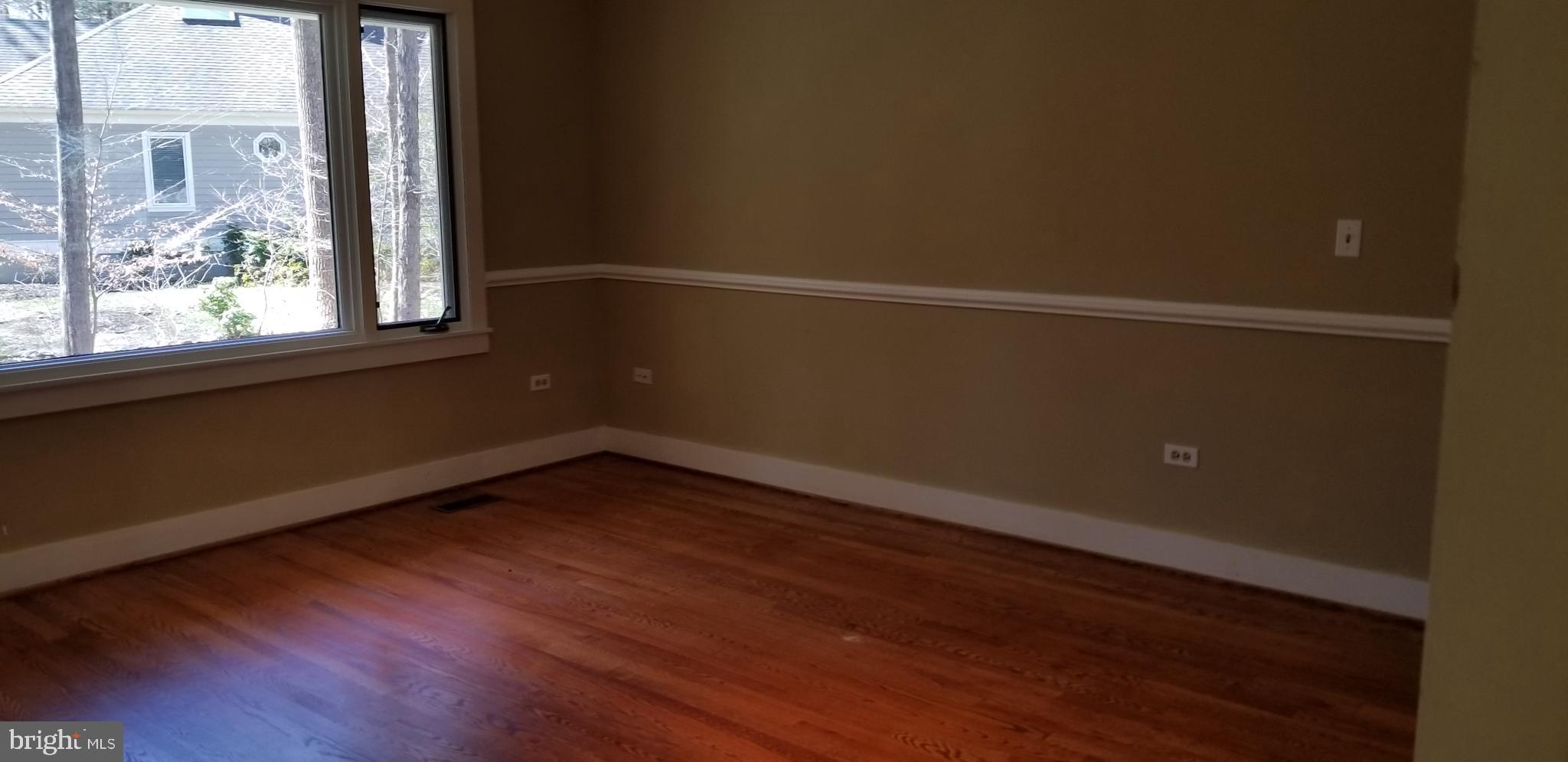 COTTAGES AT GOLDEN EAGLE - Residential