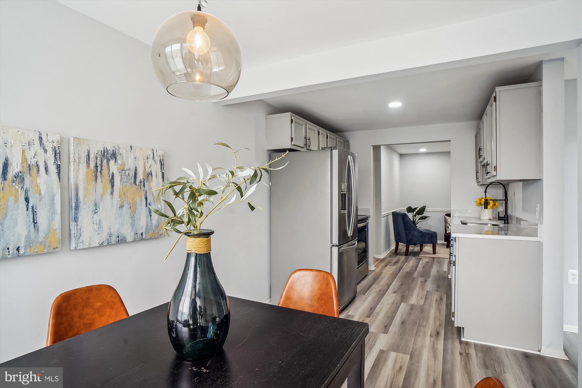 FARMINGDALE - Residential