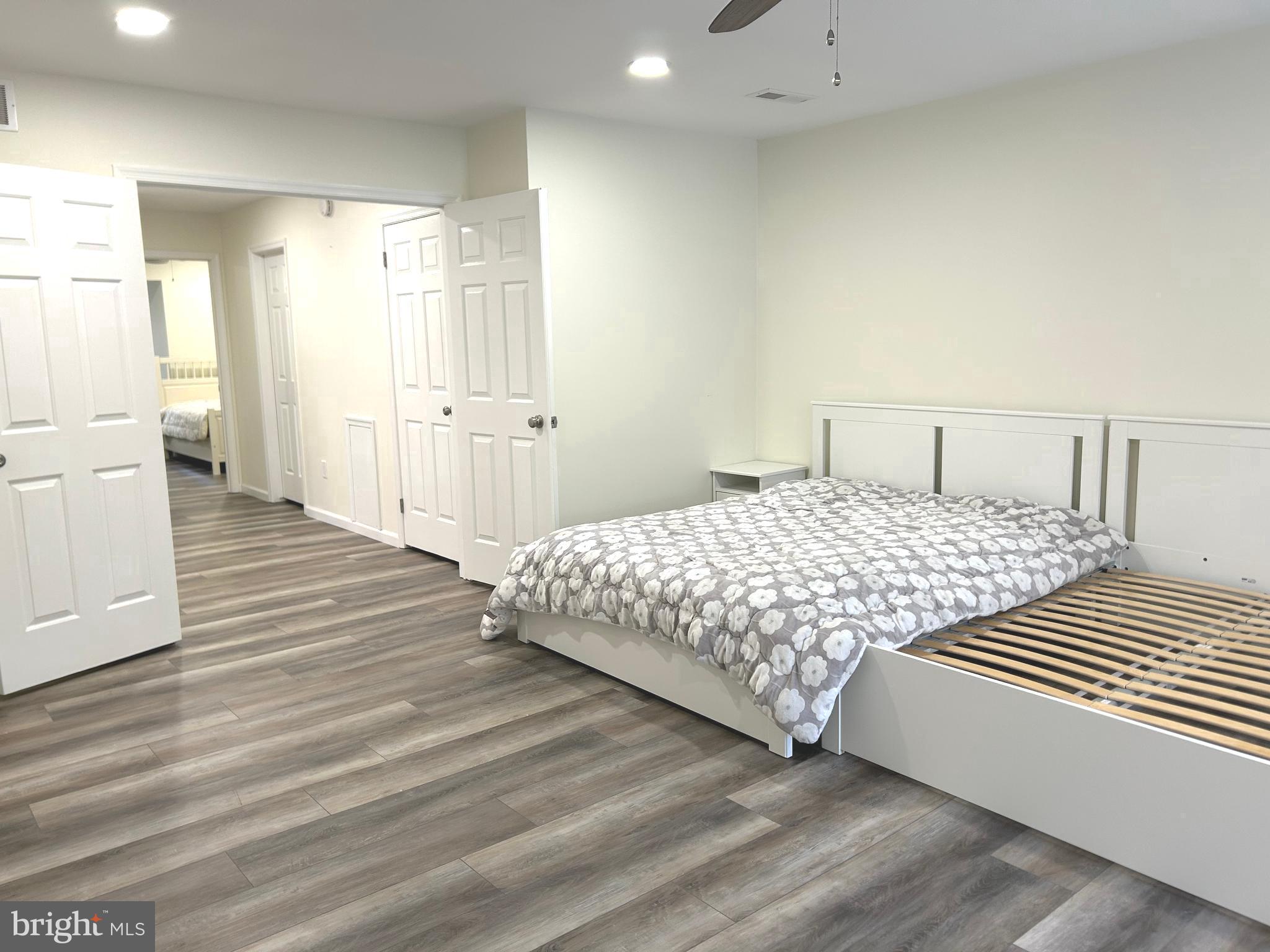 GWYNEDD HUNT - Residential