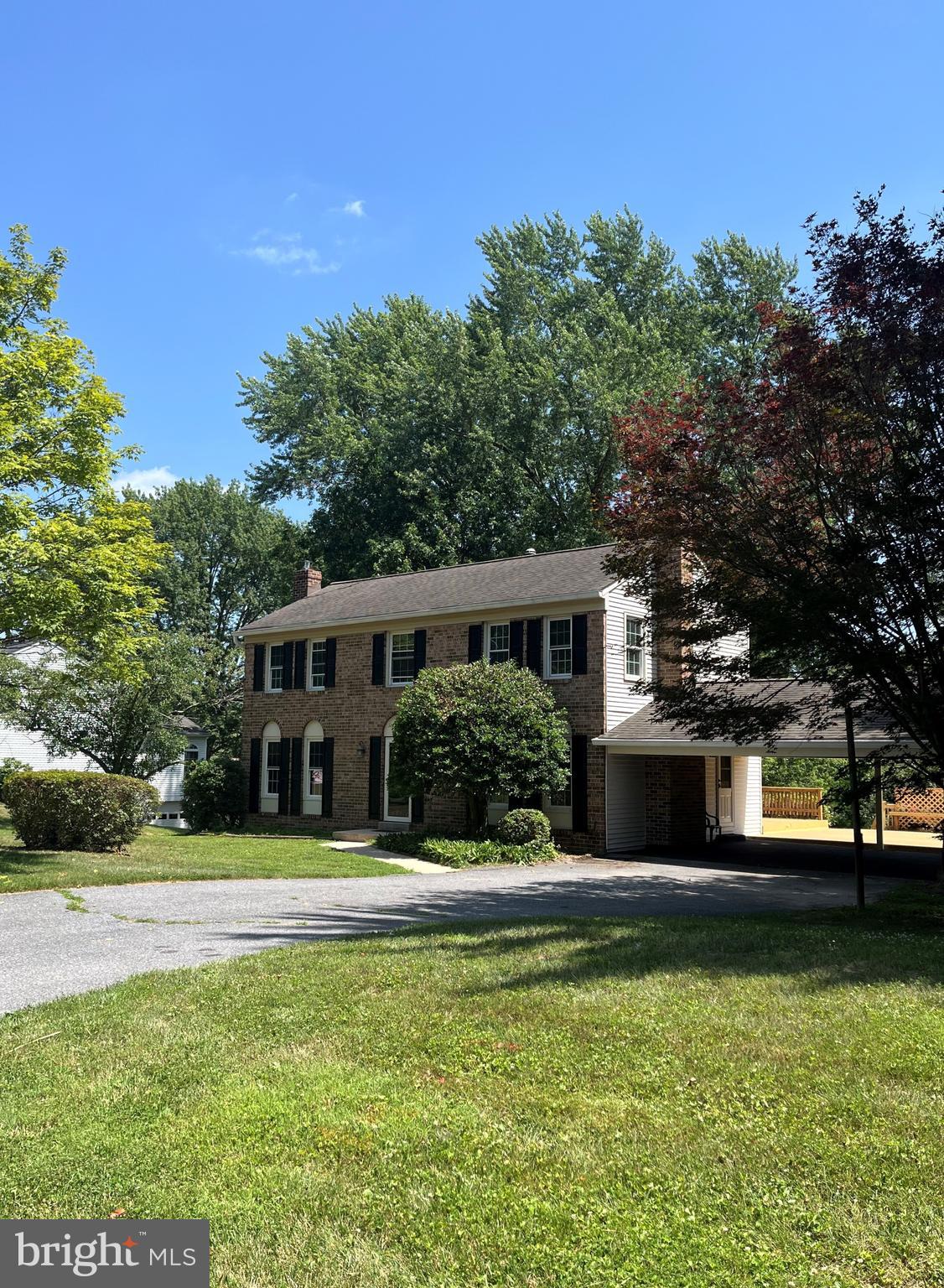 517 TANGLEWOOD DRIVE