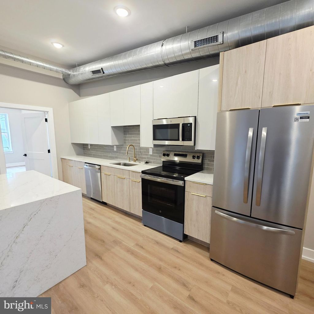 Photo of 714 Chestnut Street #3R, PHILADELPHIA, PA 19106 (MLS # PAPH2565154)