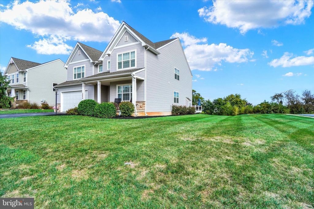 Photo of 3492 E Sorrel Street, YORK, PA 17404 (MLS # PAYK2091216)