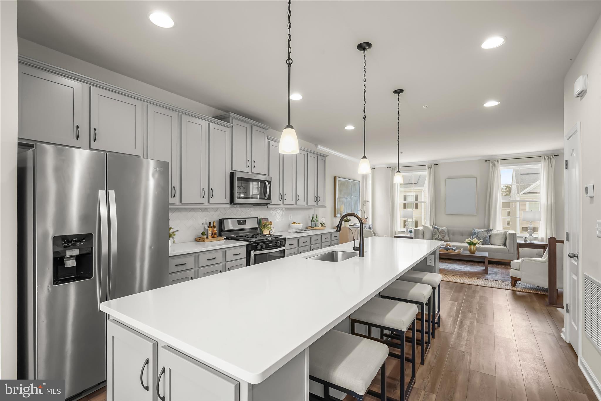 LAUREL OVERLOOK - Residential