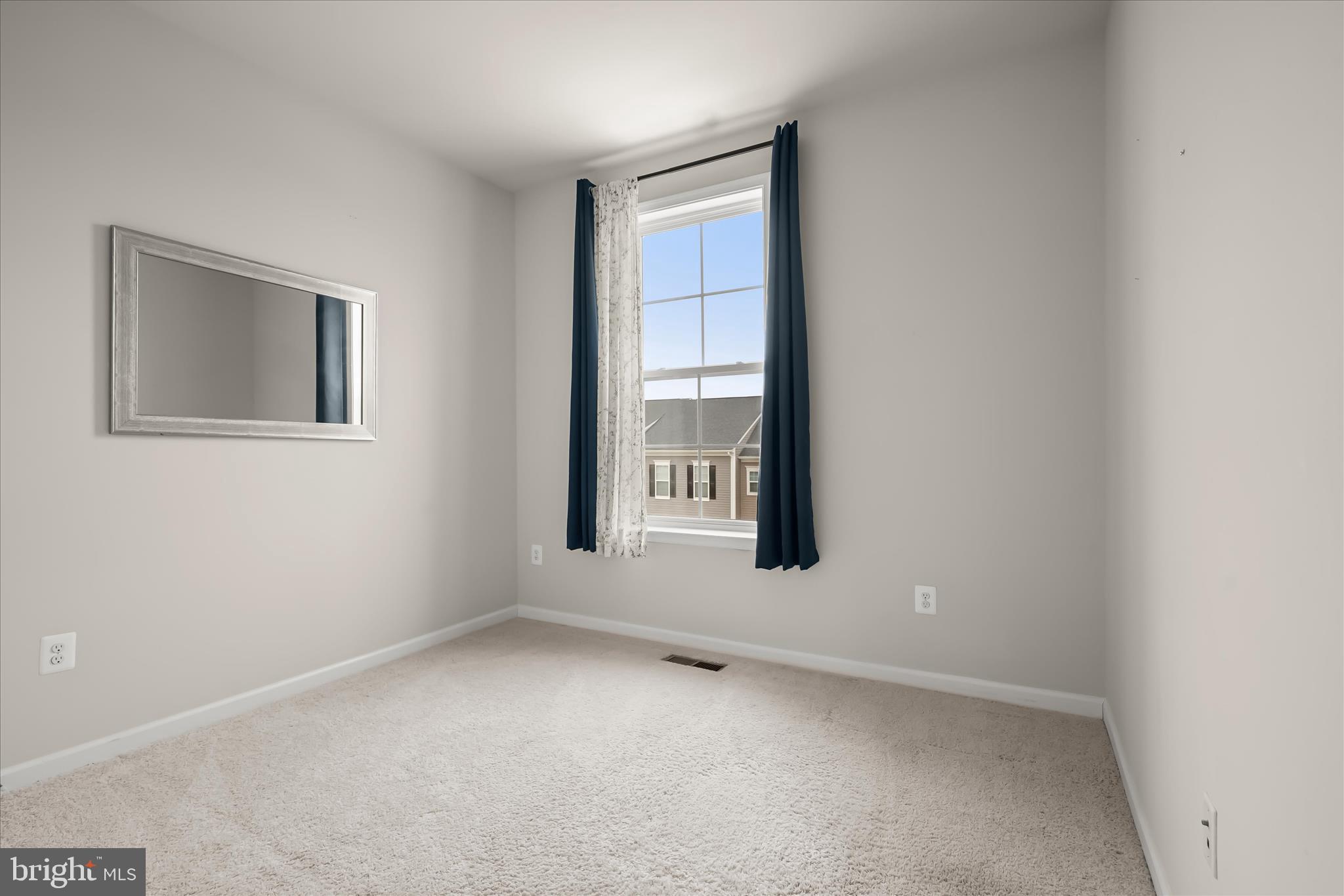 LAUREL OVERLOOK - Residential