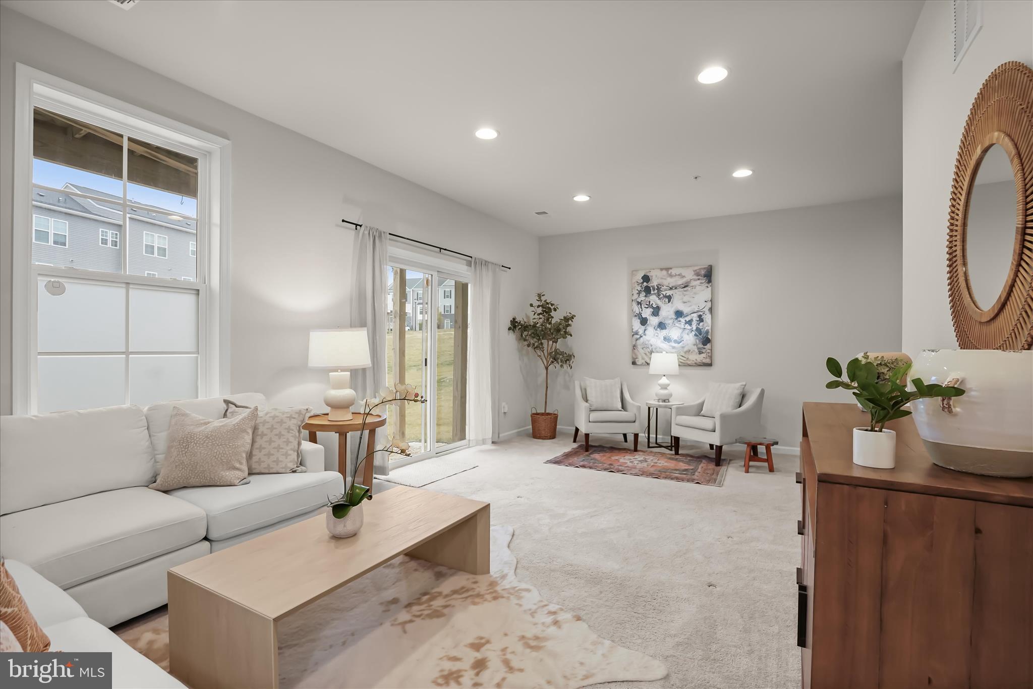 LAUREL OVERLOOK - Residential