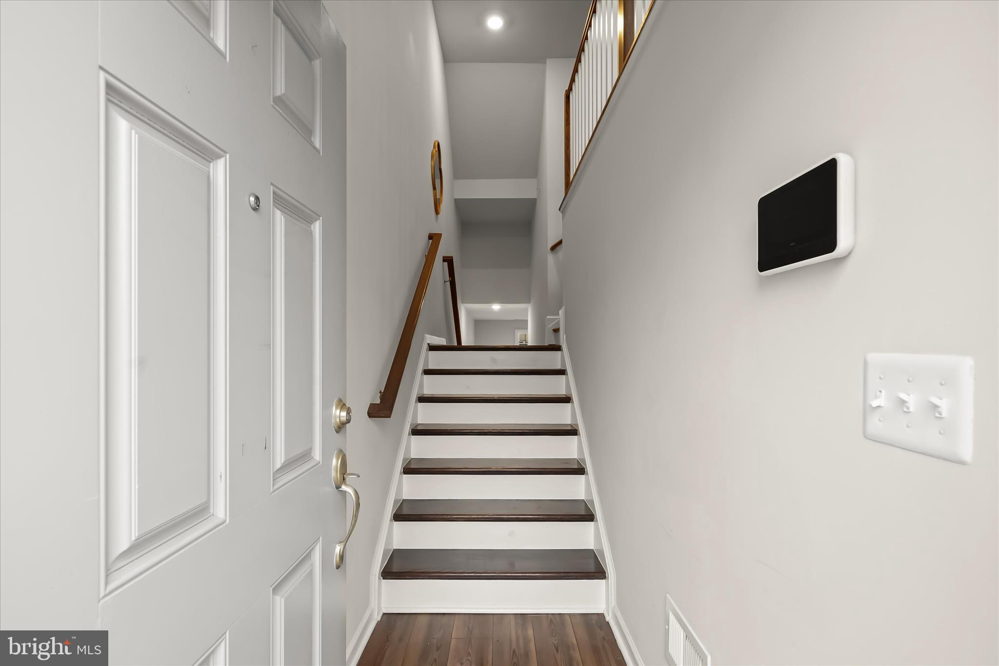 LAUREL OVERLOOK - Residential