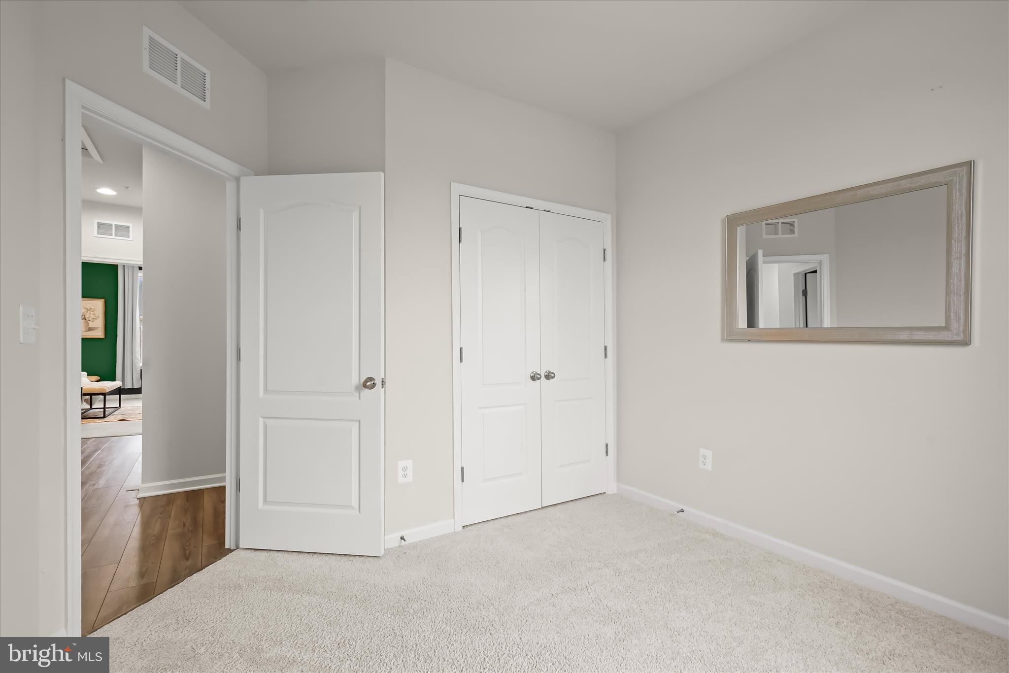 LAUREL OVERLOOK - Residential