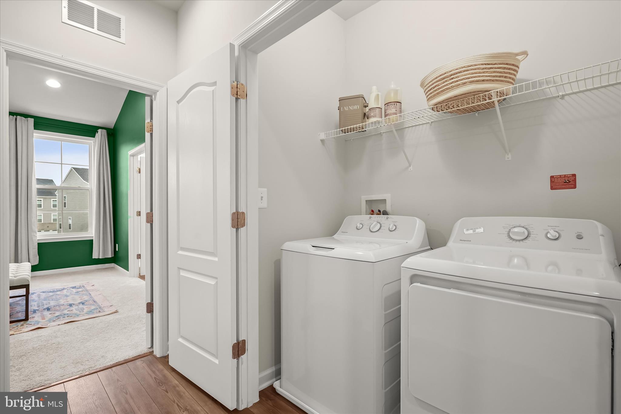 LAUREL OVERLOOK - Residential