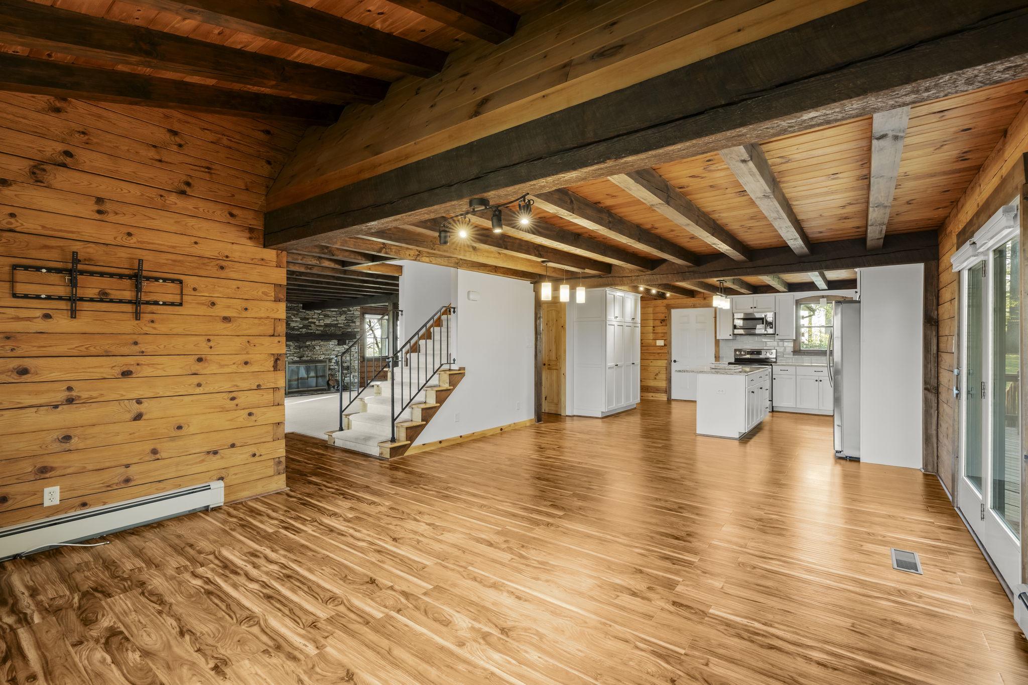 TANGLEWOOD - Residential