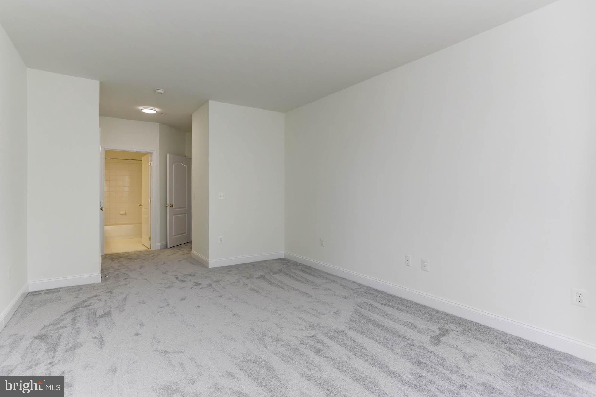 RIVER HILL - Residential Lease