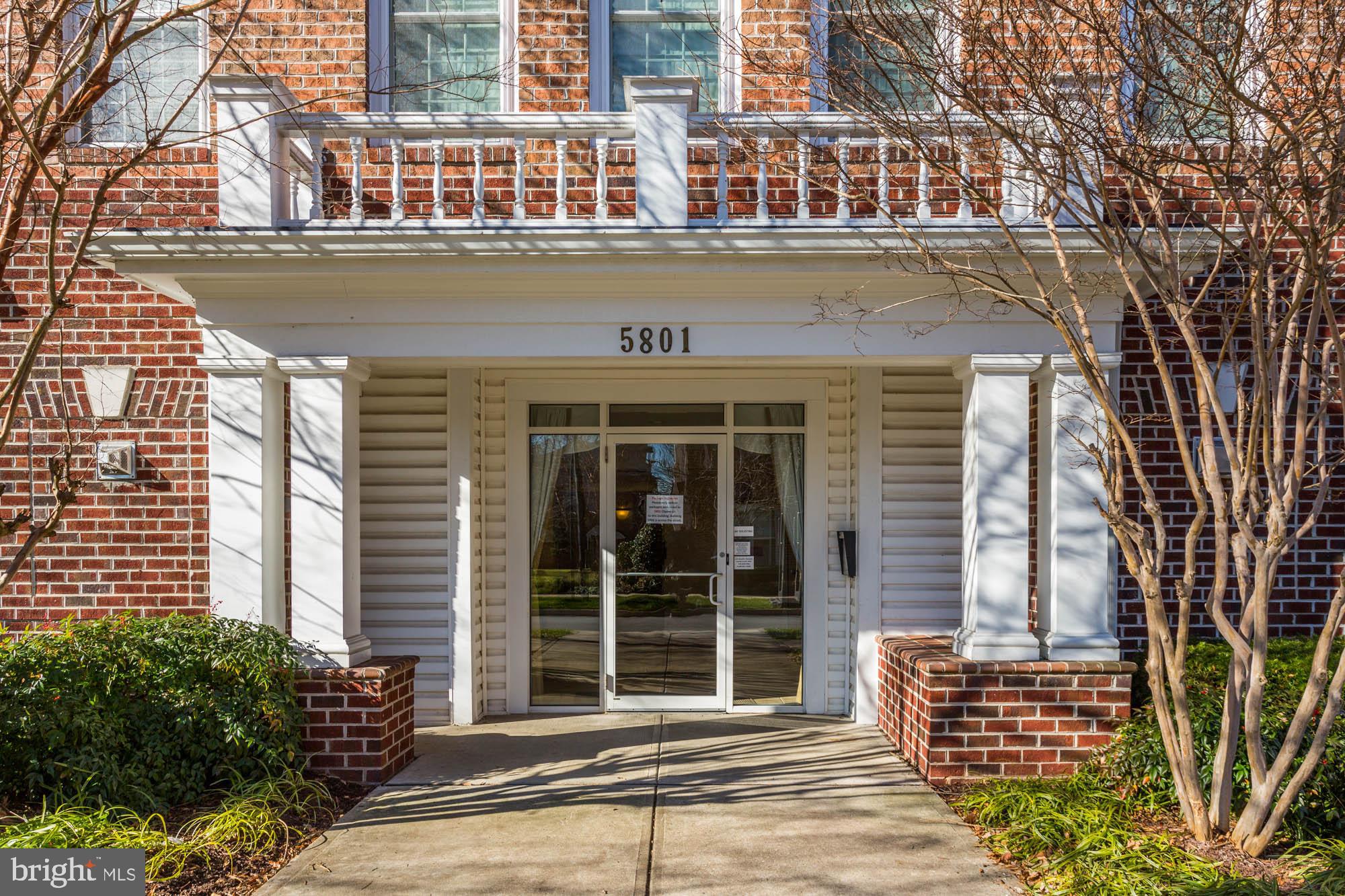 RIVER HILL - Residential Lease