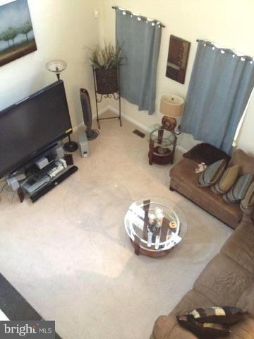 RIVERWATCH IND HEAD - Residential Lease