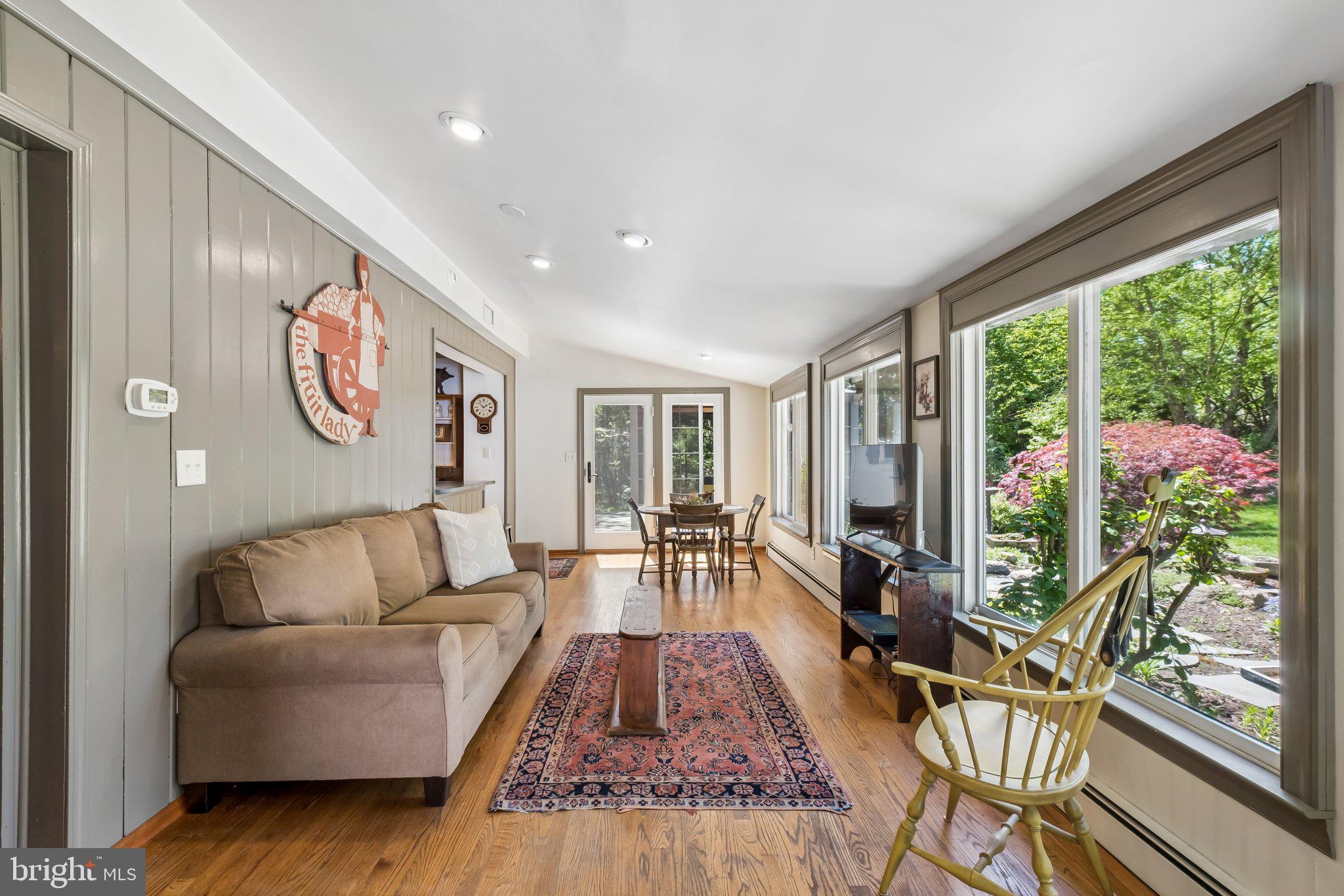 HAMILTON PARK - Residential