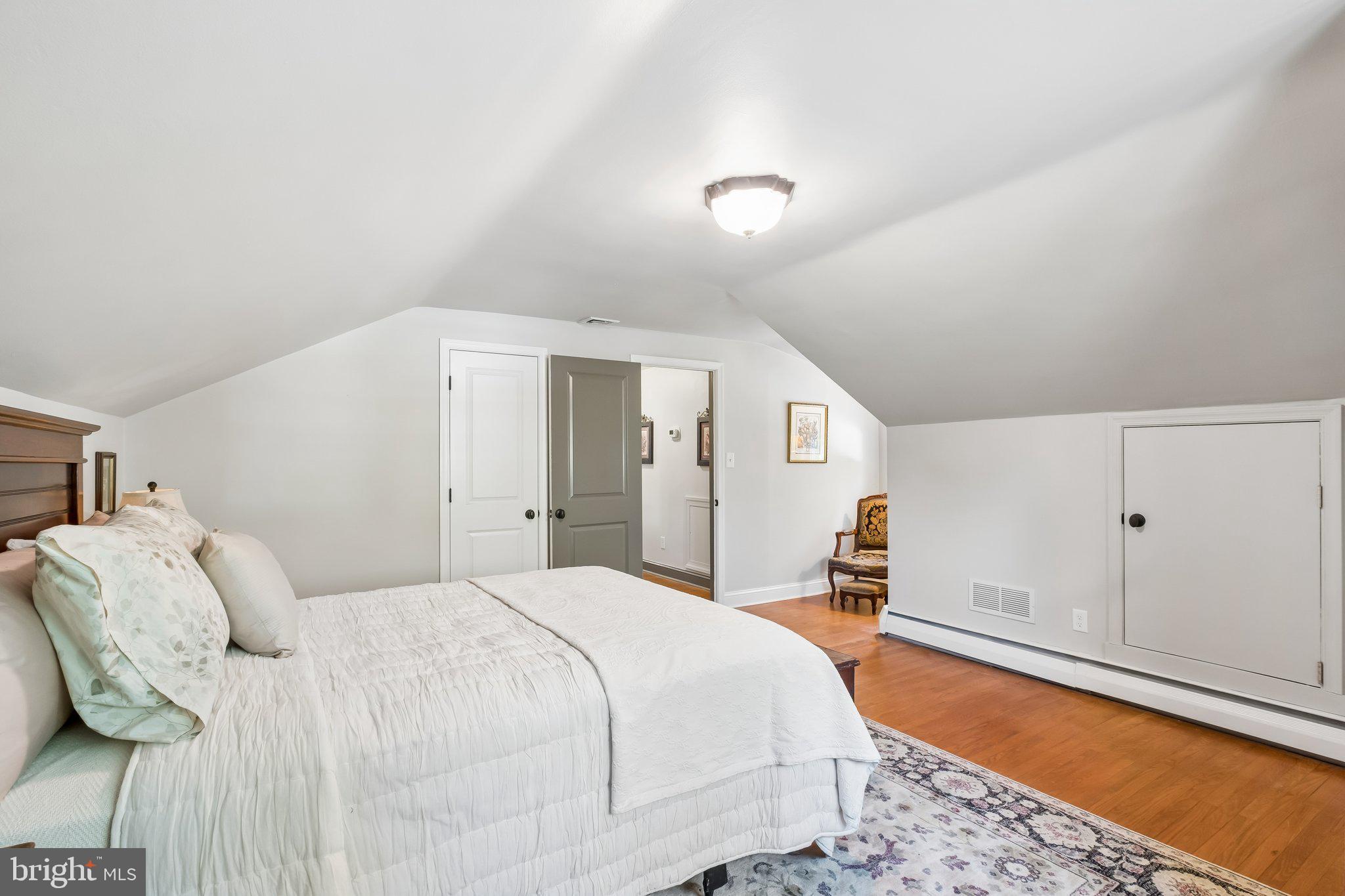 HAMILTON PARK - Residential