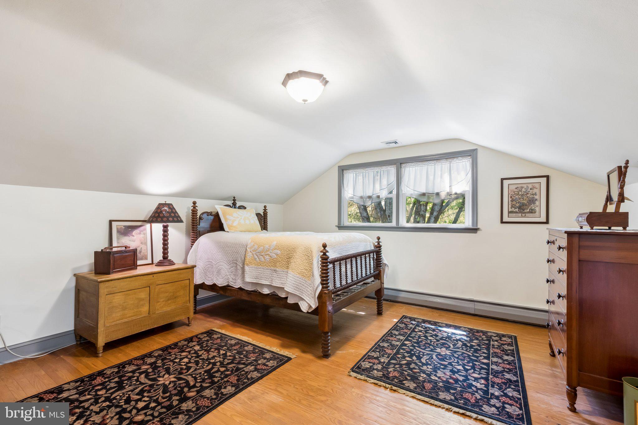 HAMILTON PARK - Residential