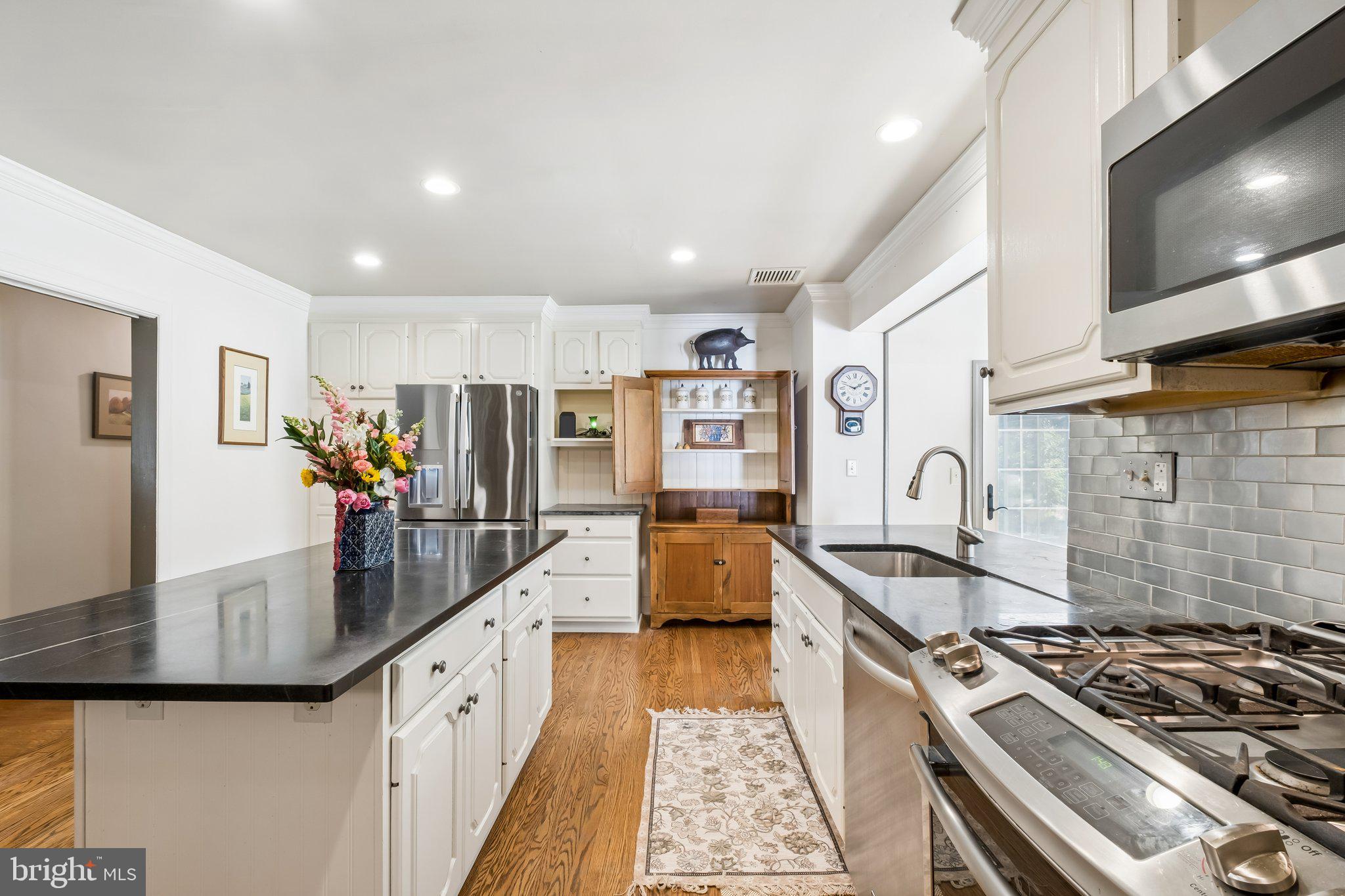 HAMILTON PARK - Residential