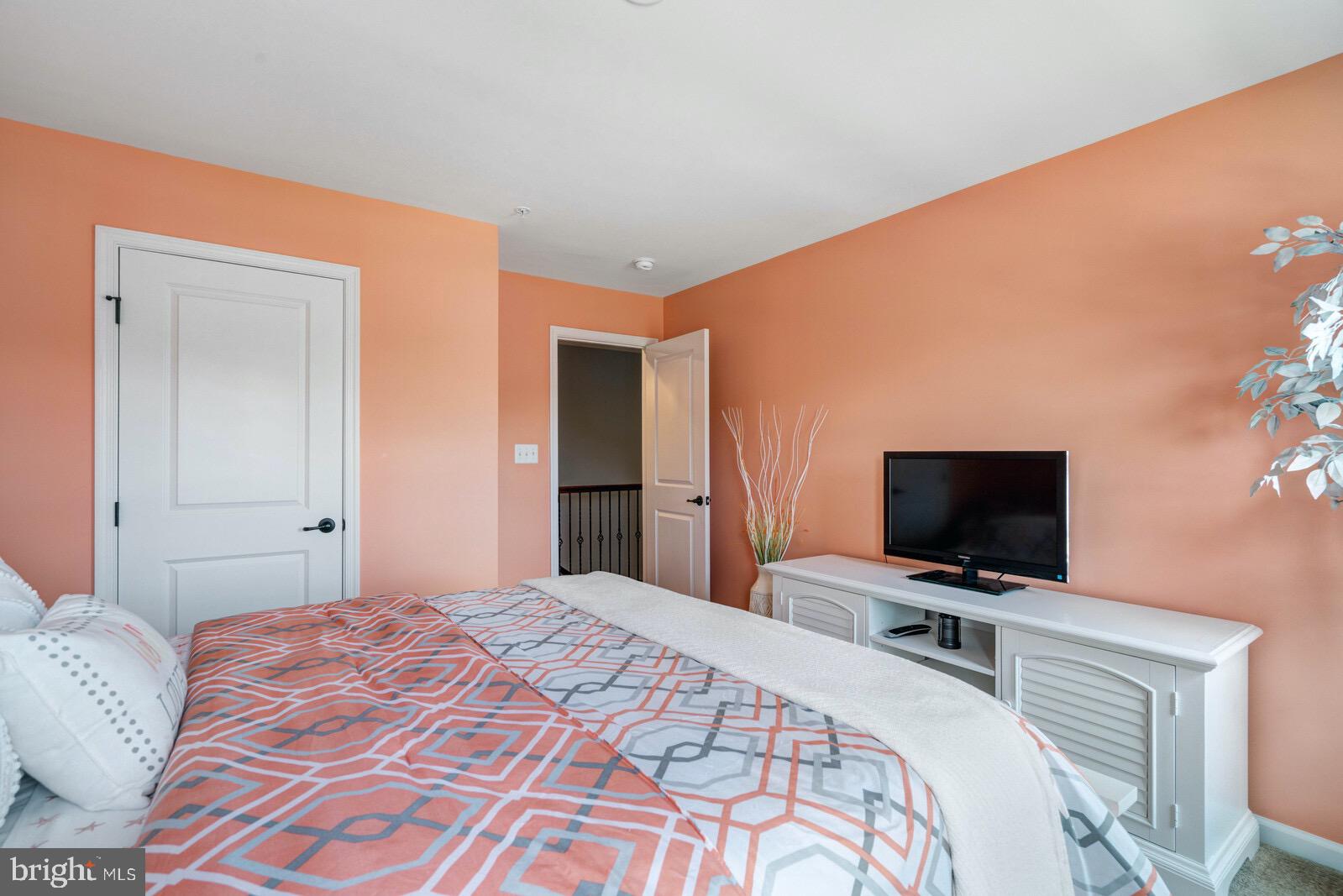 POTOMAC SHORES - Residential