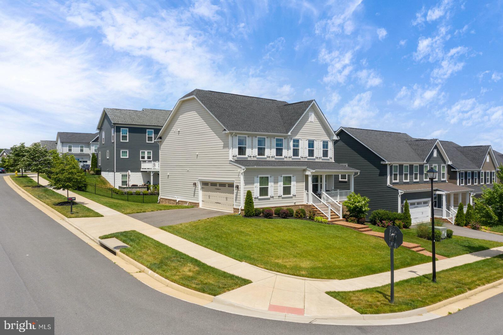 POTOMAC SHORES - Residential