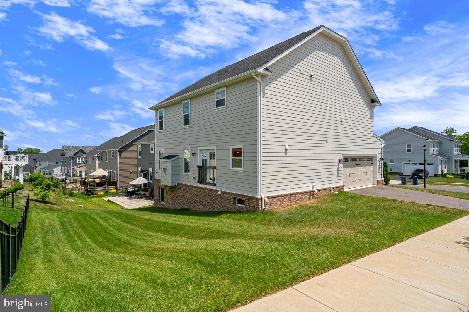 POTOMAC SHORES - Residential