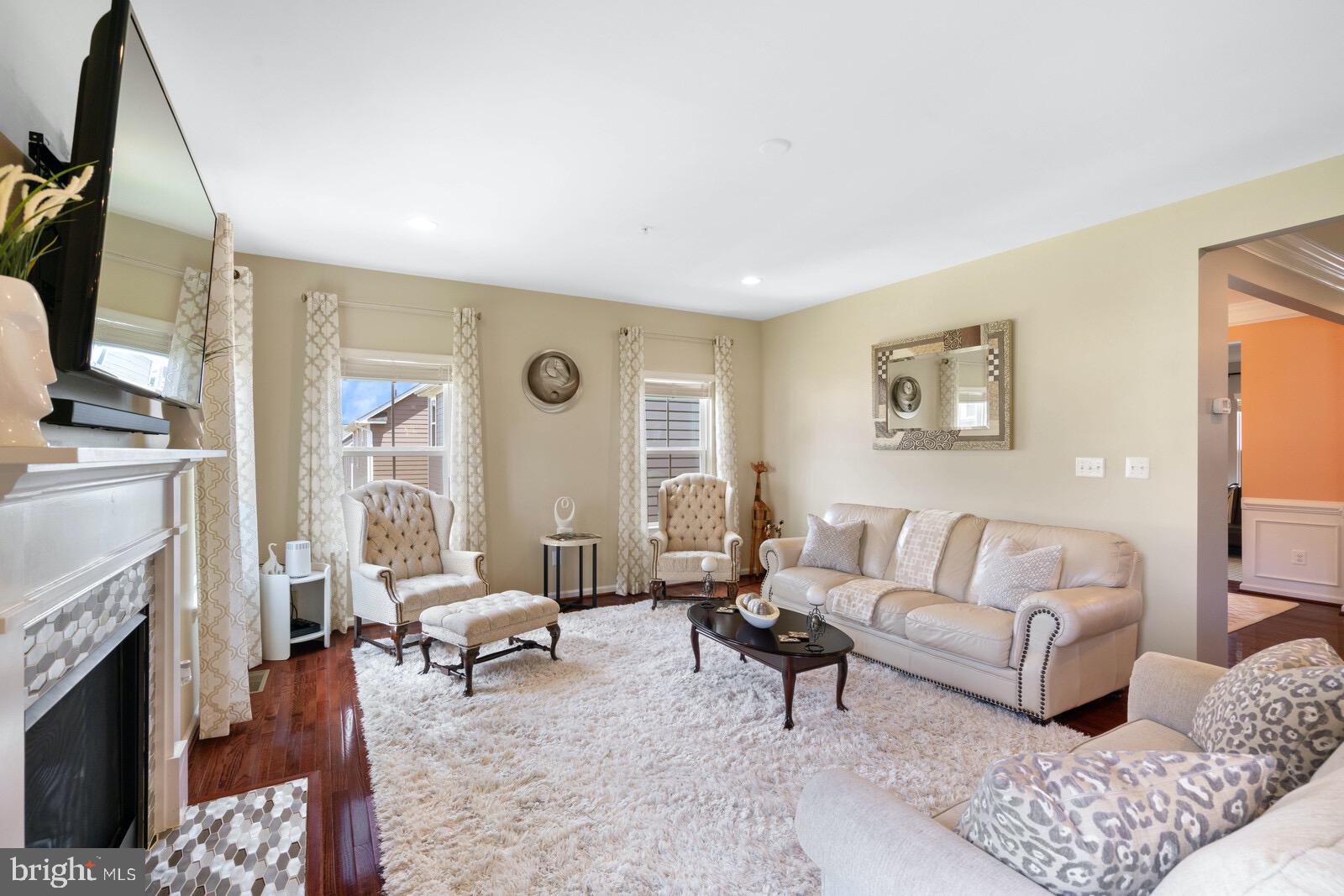 POTOMAC SHORES - Residential