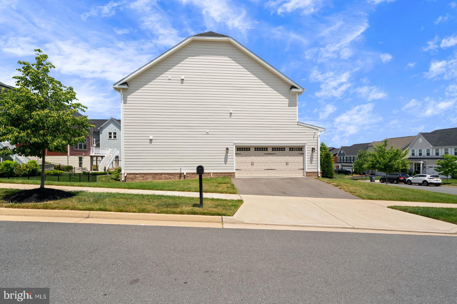 POTOMAC SHORES - Residential