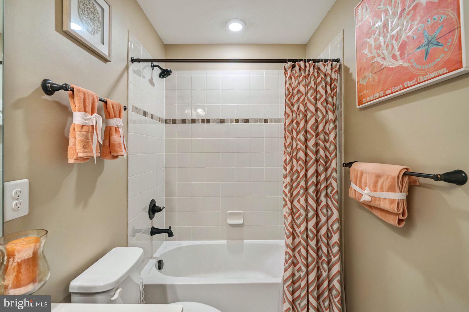 POTOMAC SHORES - Residential