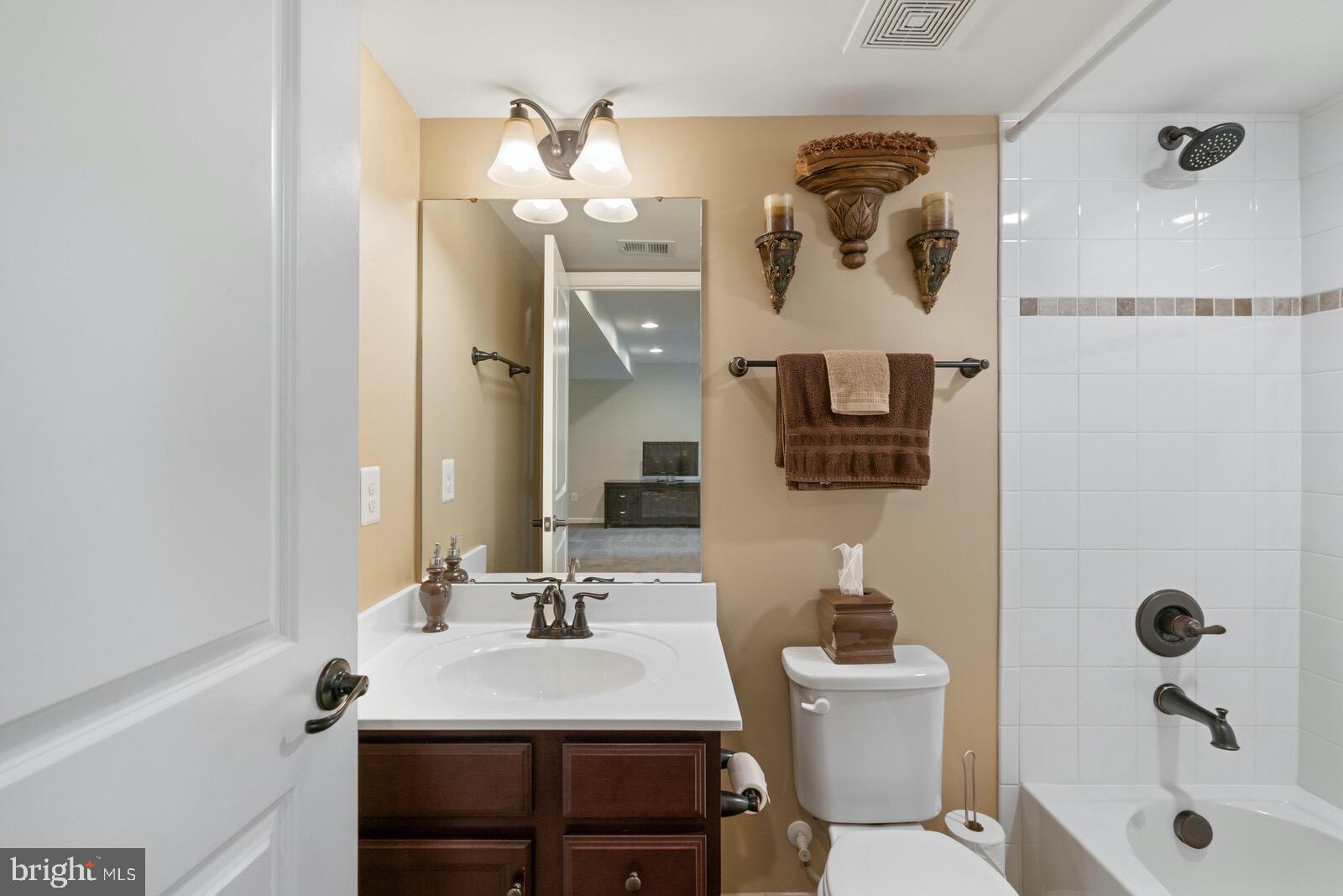 POTOMAC SHORES - Residential