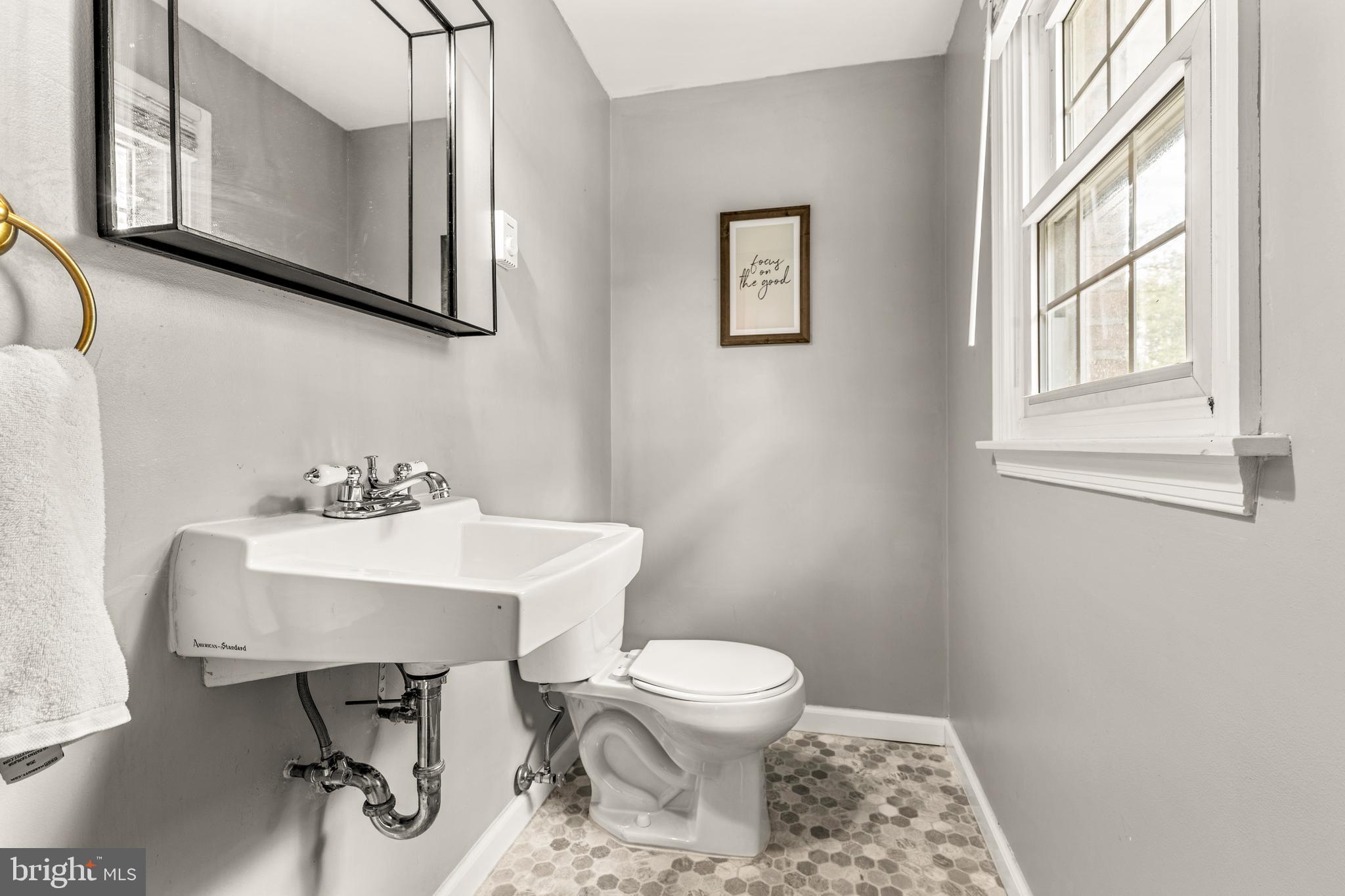 MISSION HILLS - Residential