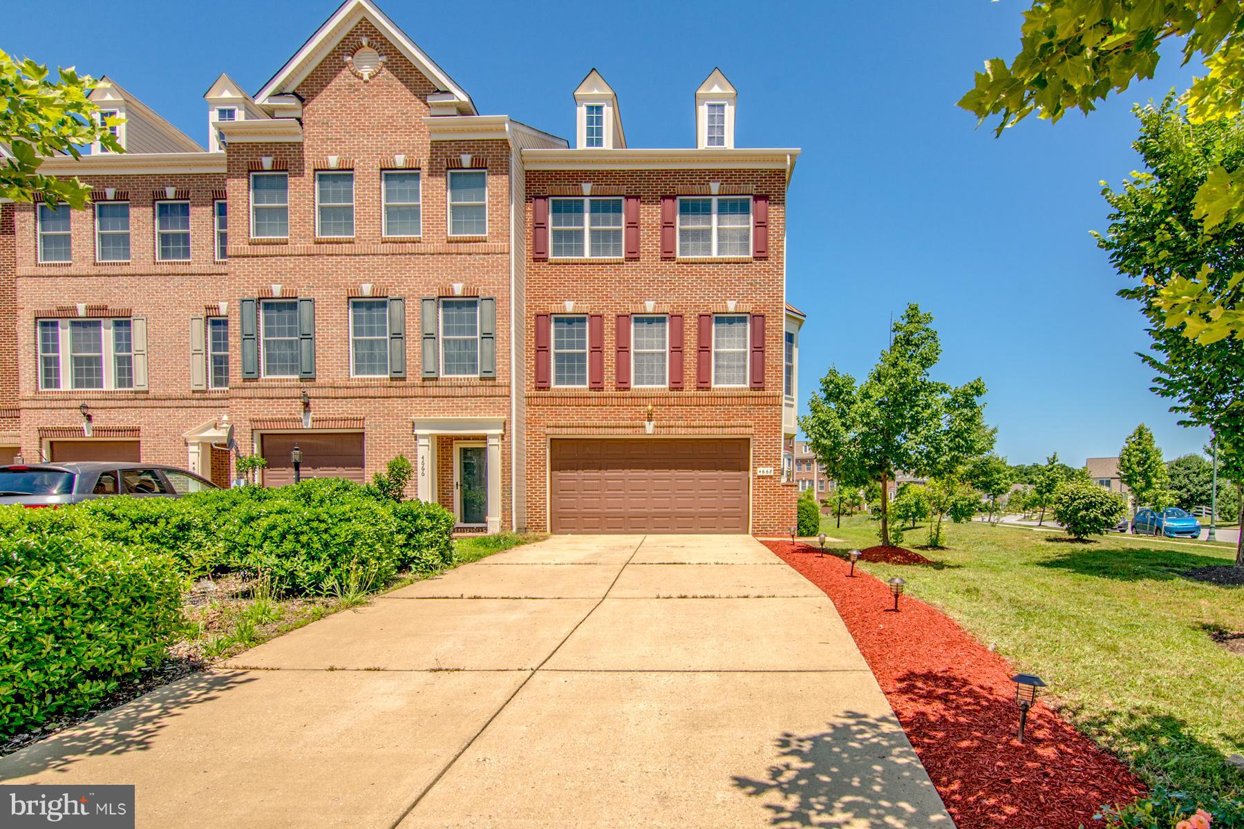 This stately end unit Townhouse features a kitchen with Corian counters, beautiful NEW subway tile, and a lovely gas fireplace. Lower Level features a spacious family room with NEW hardwood flooring. Upstairs, the large master bedroom and master bath, continue with NEW subway tile. All this, with a Nest thermostat and MyQ intelligent garage door opener! This home is one you MUST see!