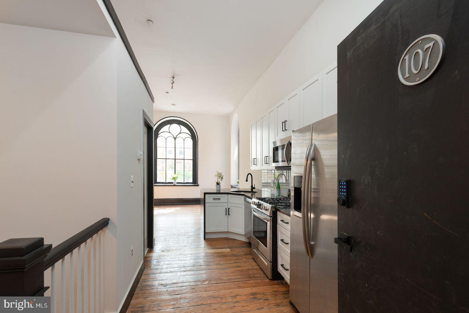 ART MUSEUM AREA - Residential Lease