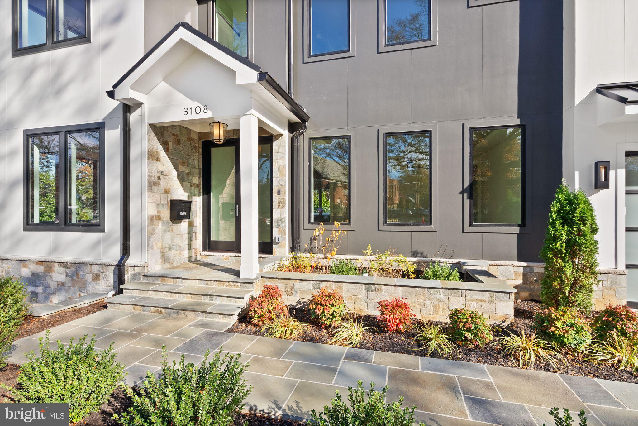 CLARENDON - Residential