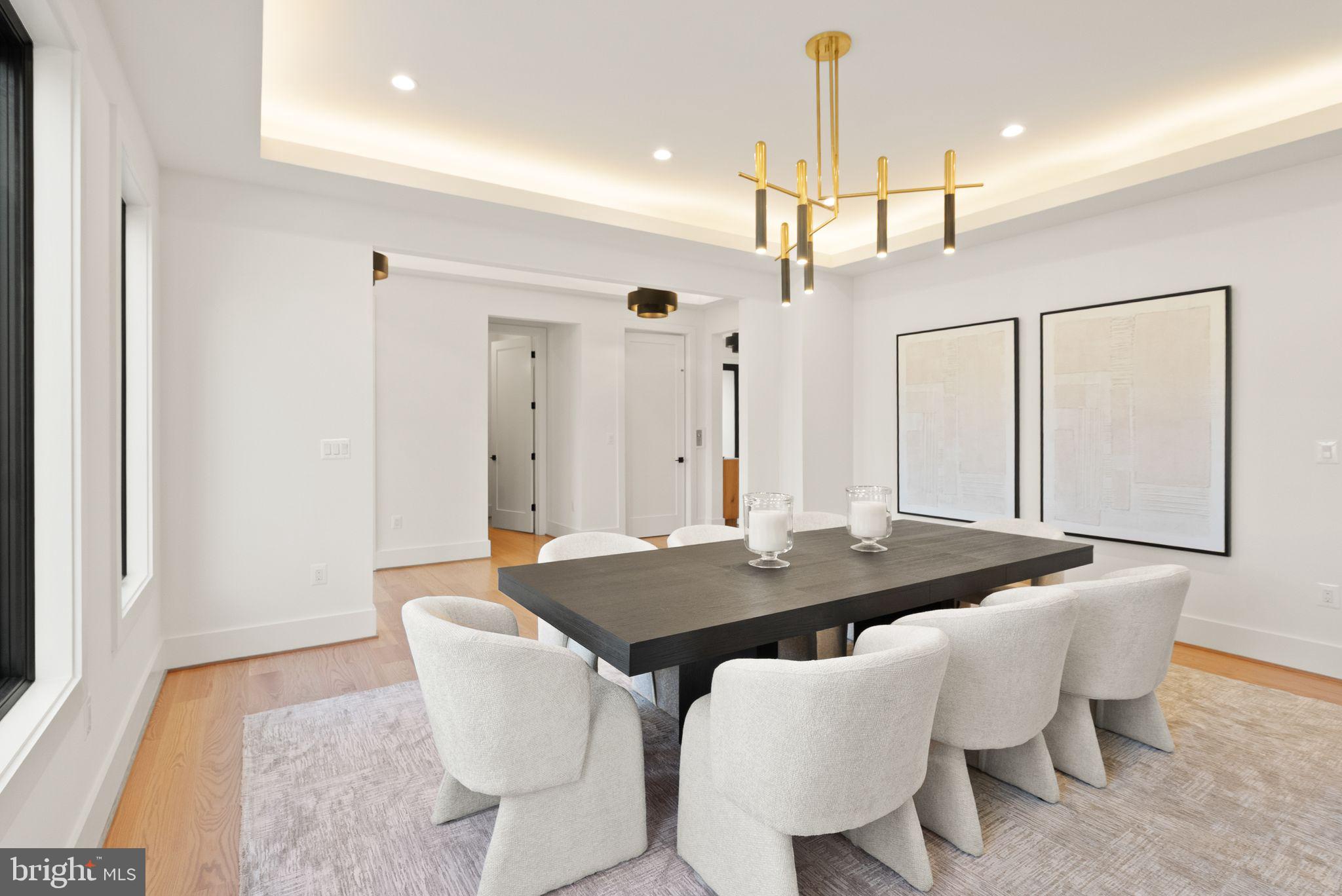 CLARENDON - Residential