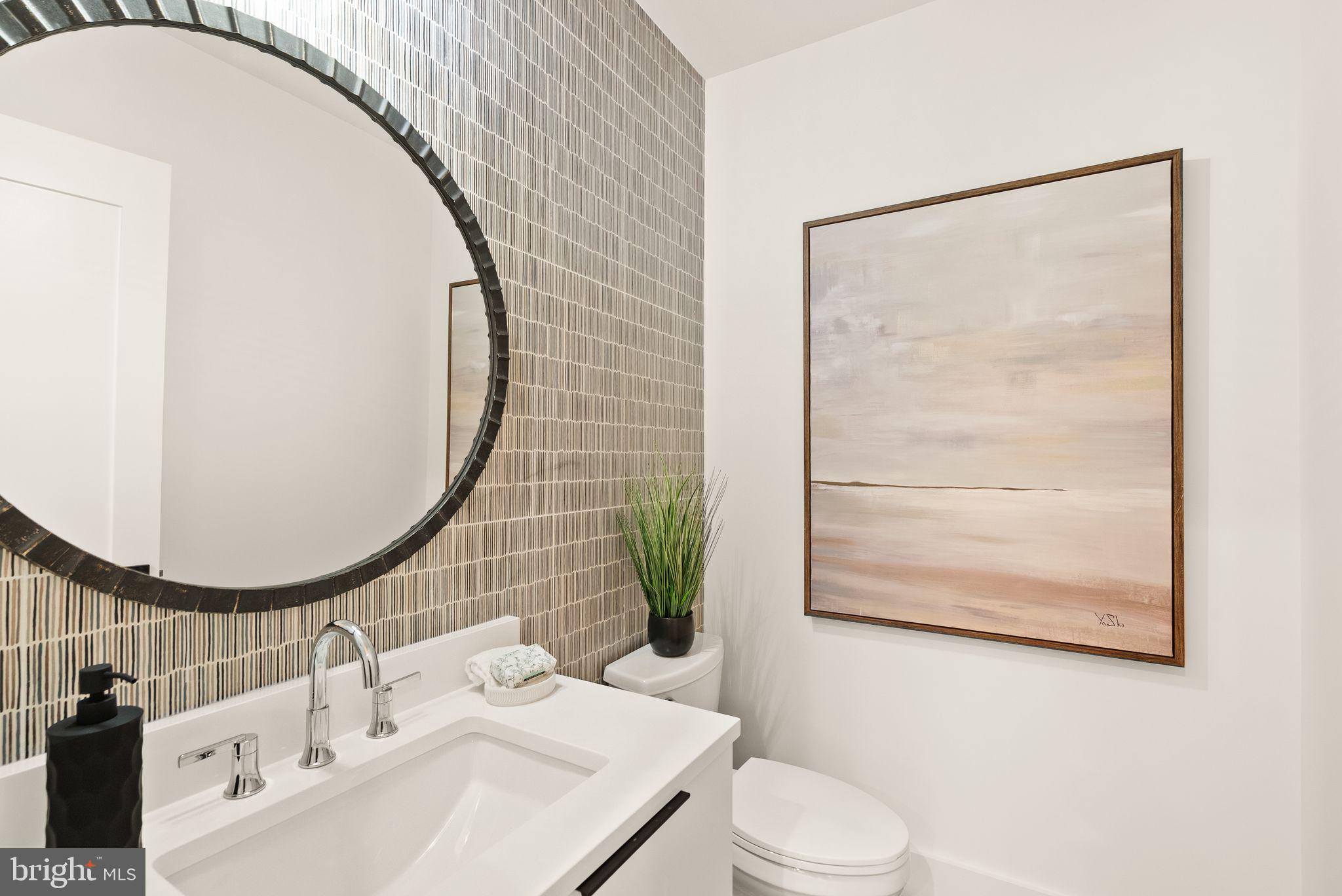 CLARENDON - Residential