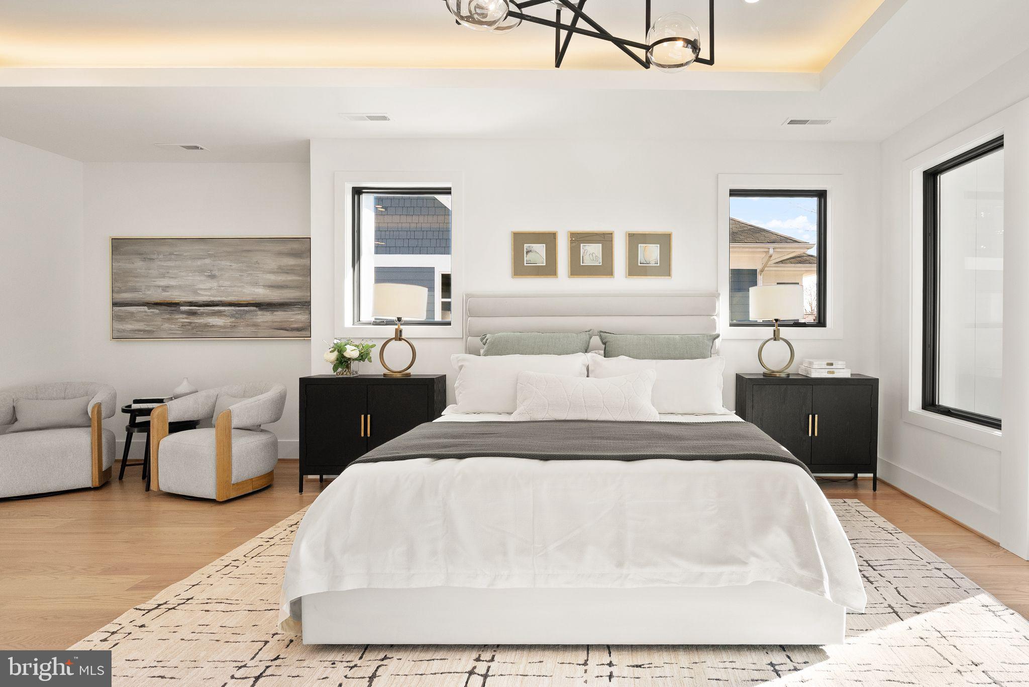 CLARENDON - Residential