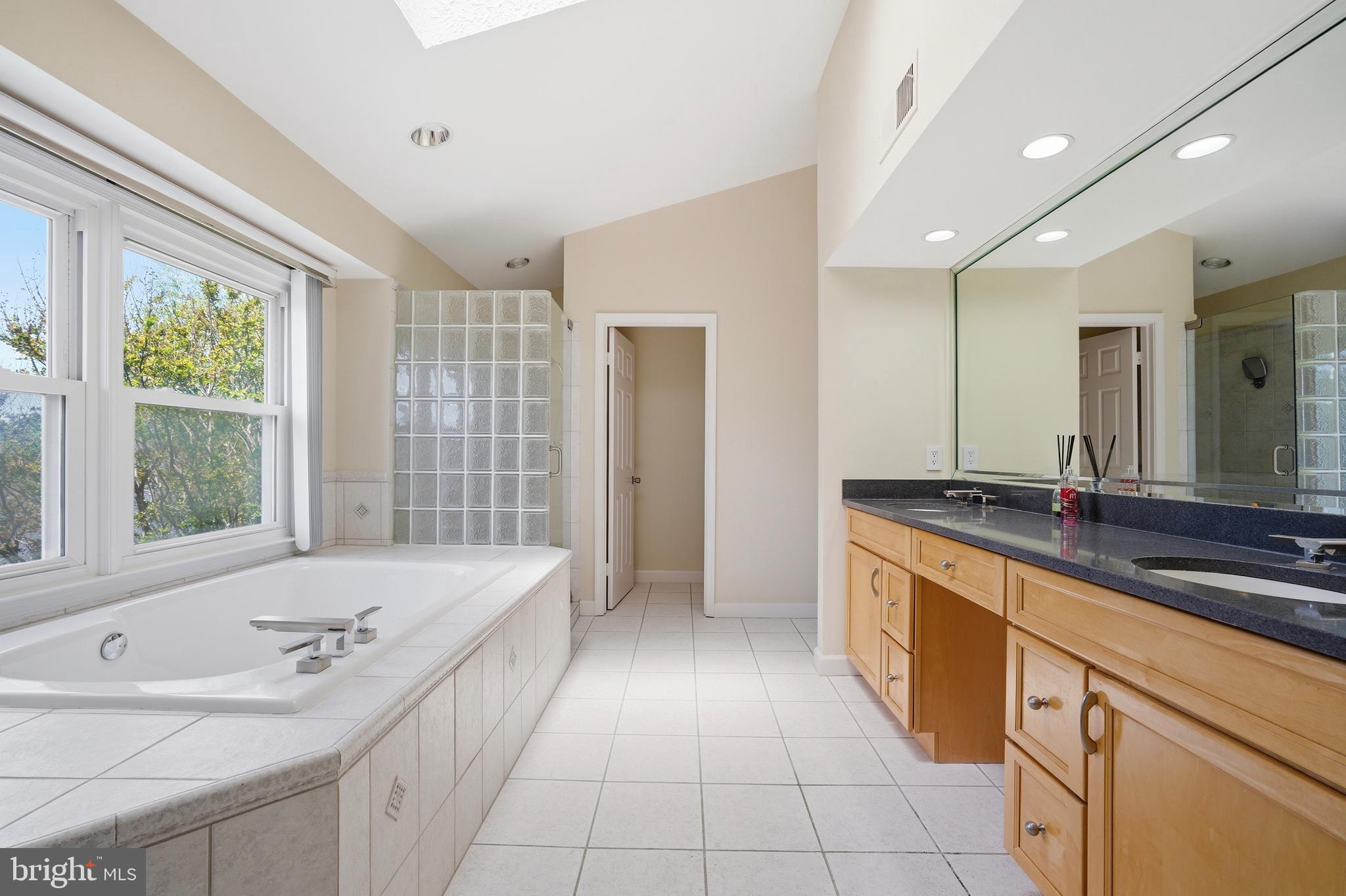 STONEBRIDGE - Residential