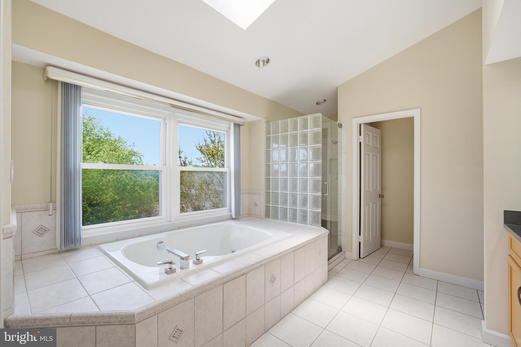 STONEBRIDGE - Residential