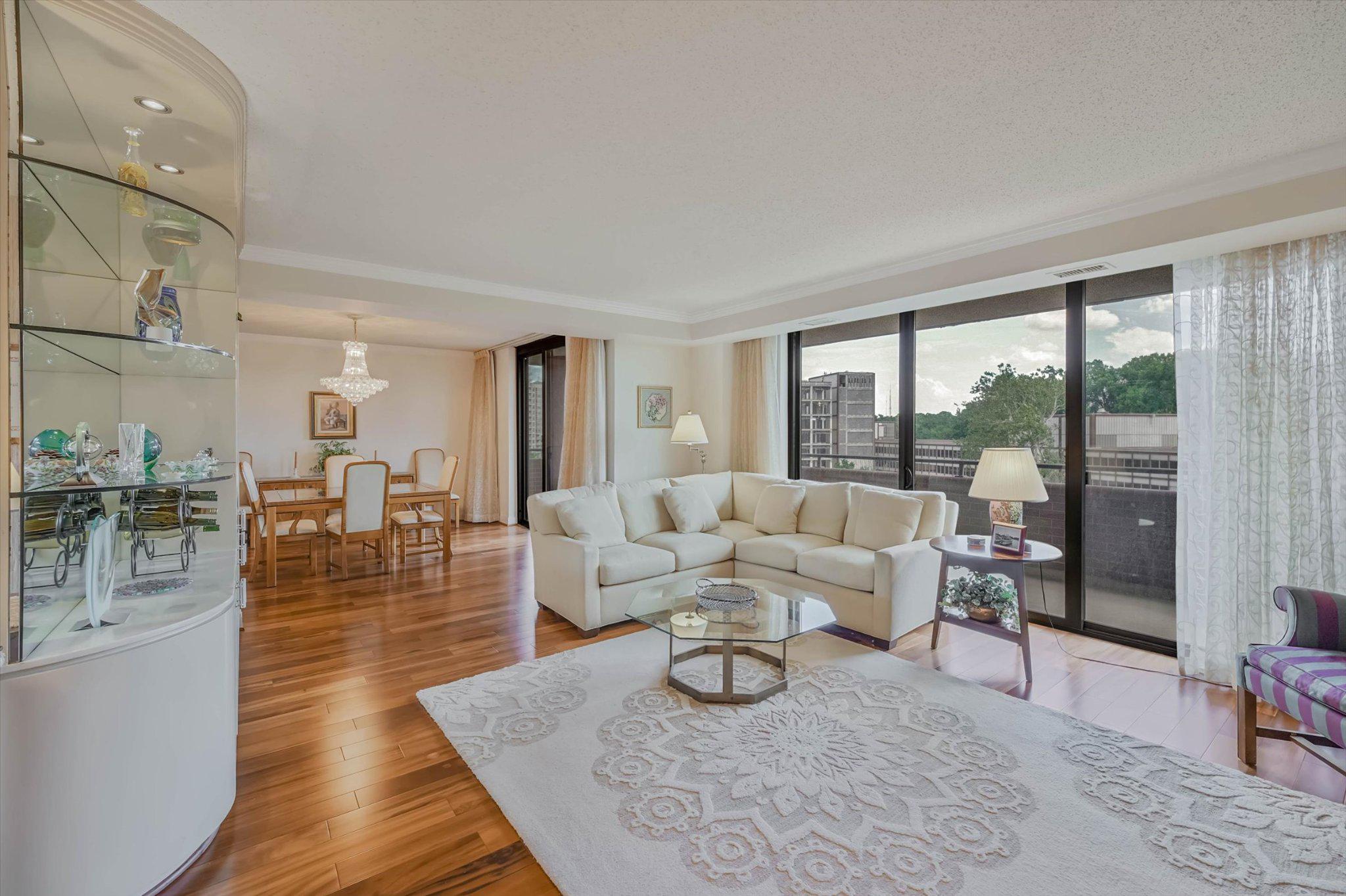 4550 N PARK AVENUE N 405