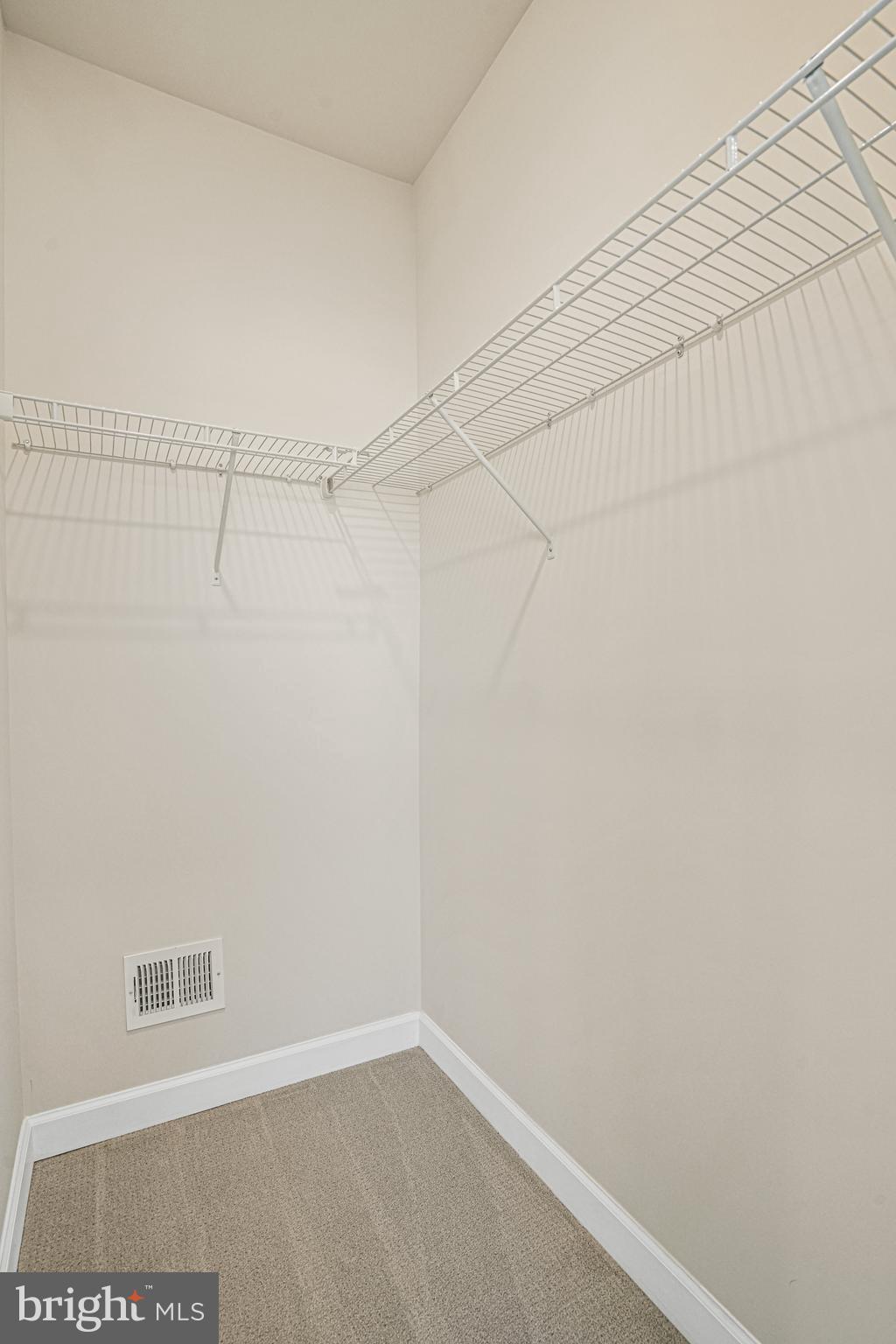 FAIRWAY ESTATES - Residential