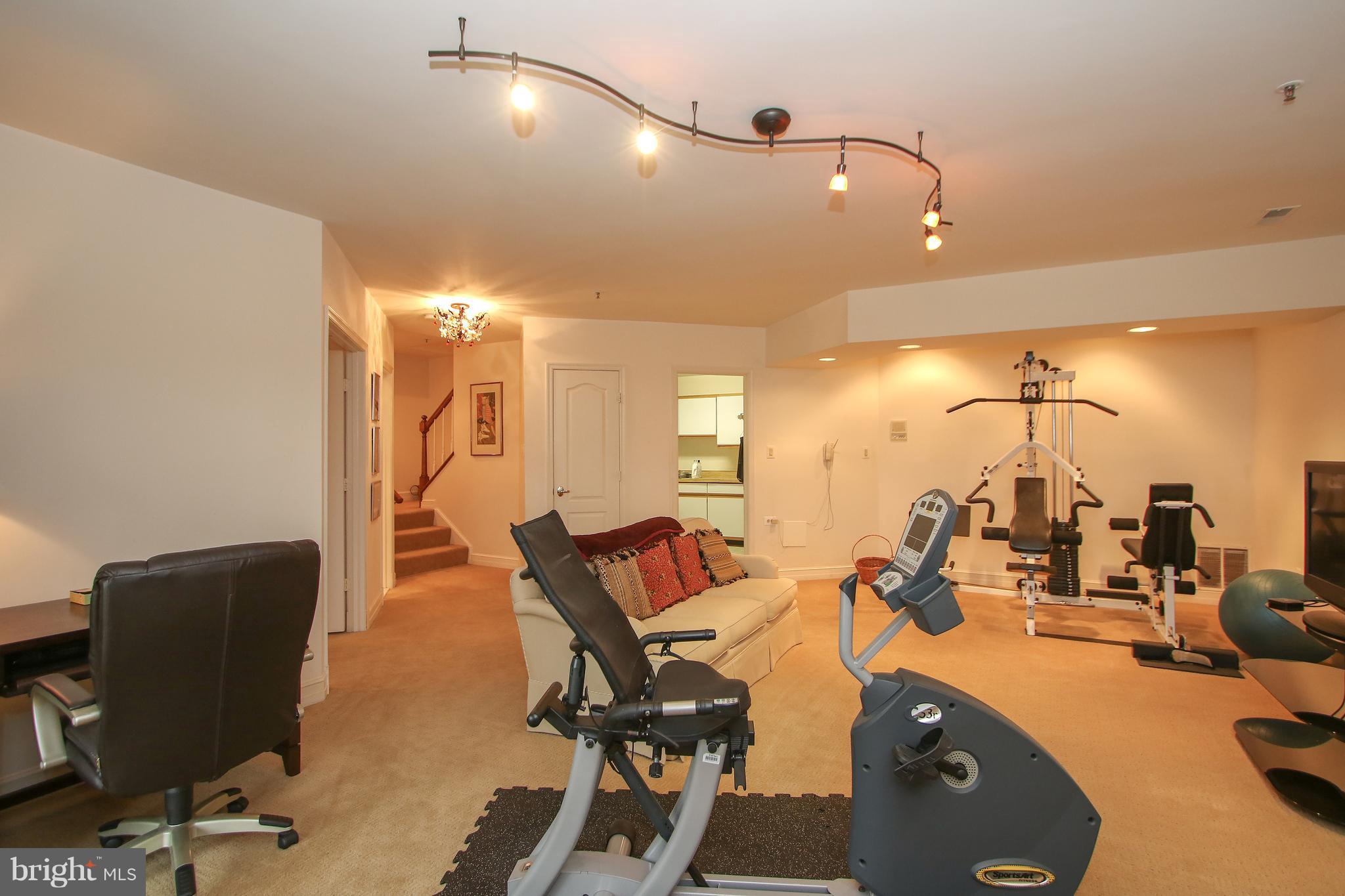 BROOKMONT - Residential