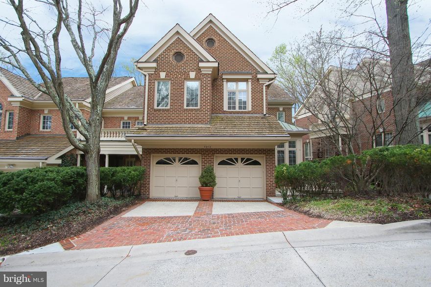 Spectacular Super Size Townhouse with 4 BR 3.5 BAs & 2 car garage.  Updates everywhere! Stainless appliances, granite counter tops, gleaming wood floors! ML incl kit,LR w/ FP ,DR.& den. Upstairs Master w/ fp wic, spa like bath. 2nd BR/office has built in desk & work area 3rd BR w/ jack & jill BA.  LL is a walk out w/ 4th BR, FB, Laundry & Rec area w/FP. Park like setting with 3 levels of decks!