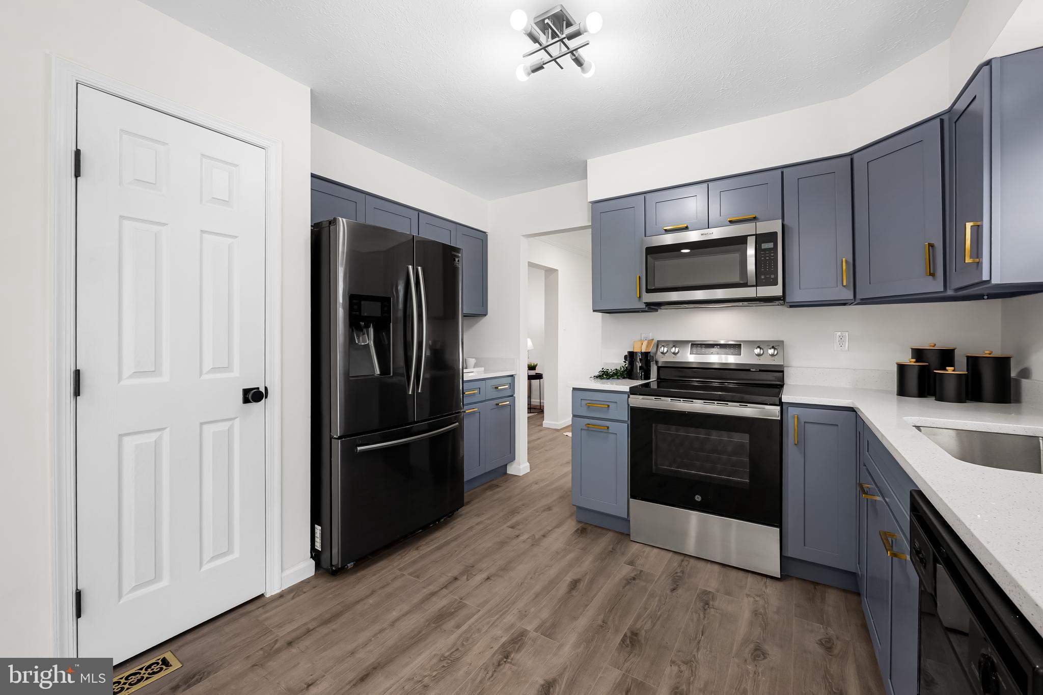 VILLAGE OF BYNUM RUN - Residential